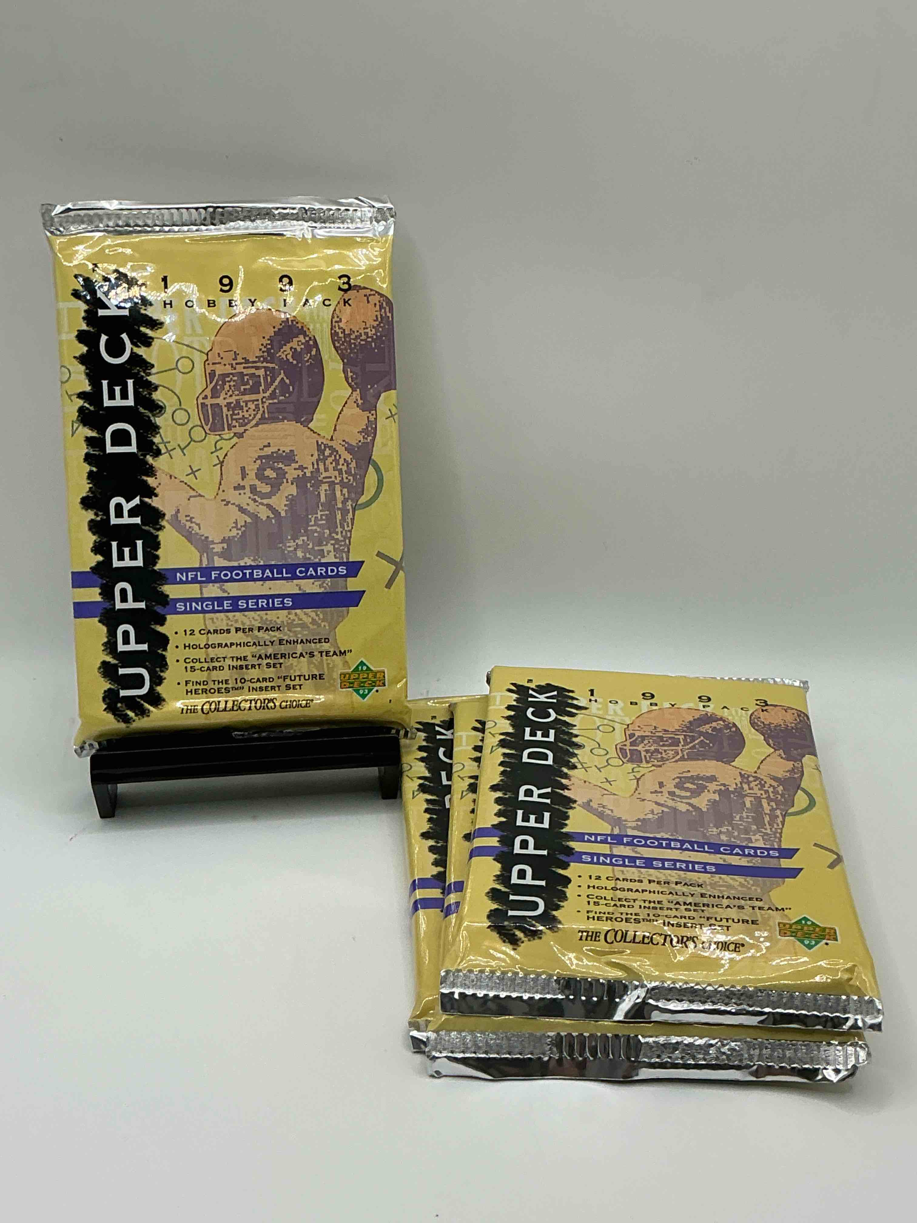 1993 upper deck football packs! single series! search for "americas team" 15 card insert set, 10 card "future heroes" insert set & more! legends & stars!