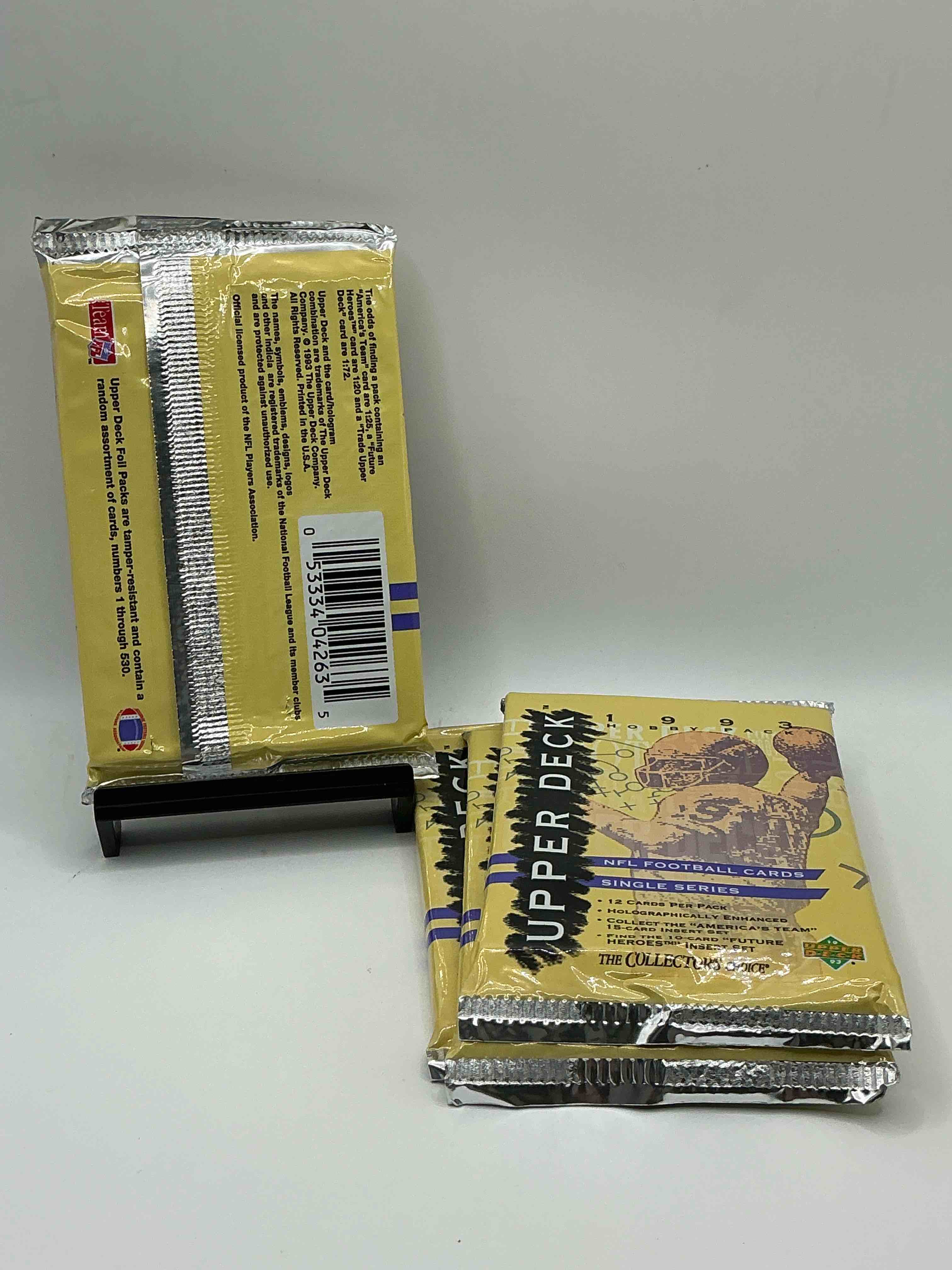 Condition photo showing New/Like New for 1993 upper deck football packs! single series! search for "americas team" 15 card insert set, 10 card "future heroes" insert set & more! legends & stars!