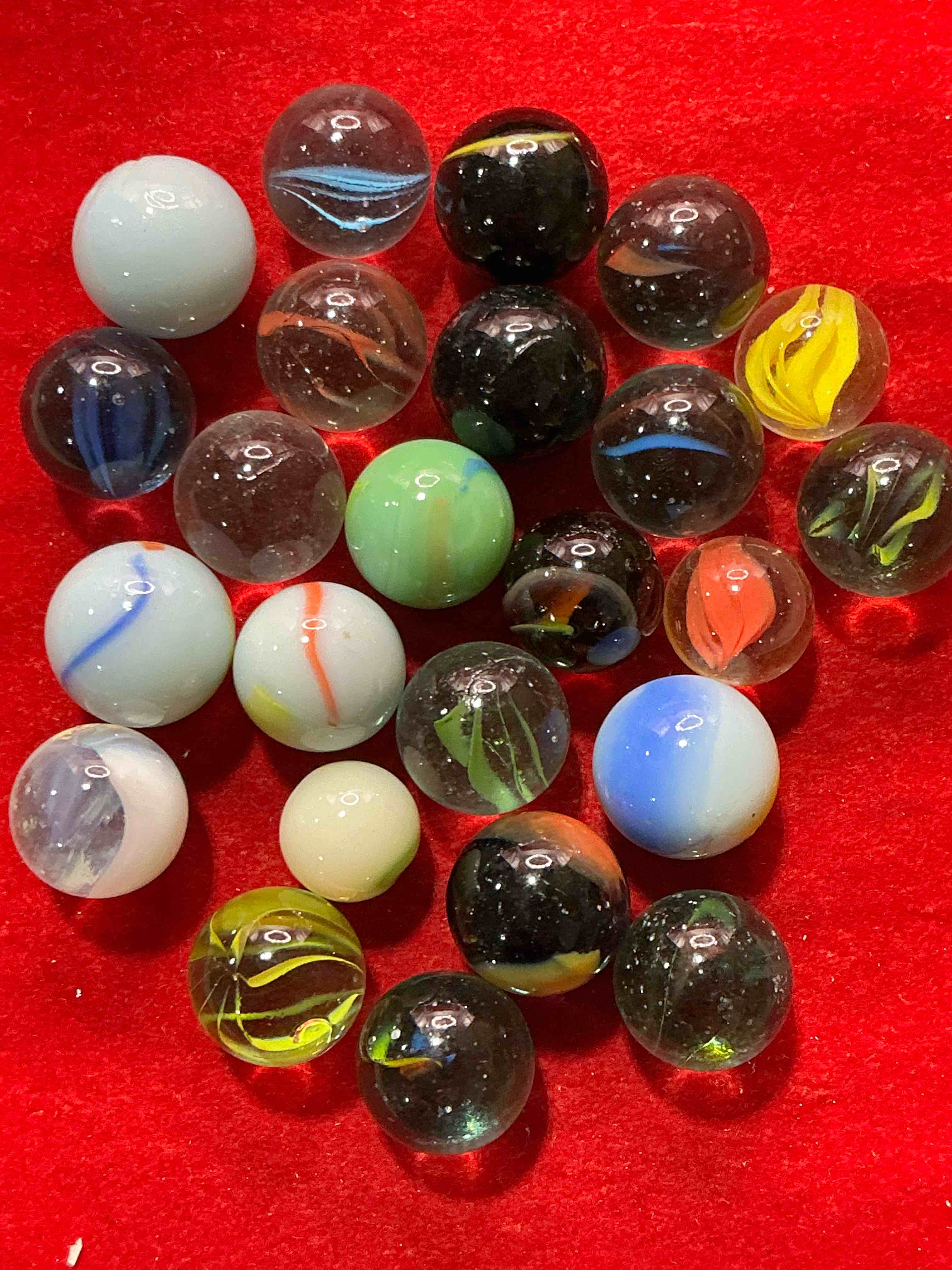 antique glass marbles! genuine stunning marbles lot, some marbles made between the years 1925-1965 & some may be made with uranium! some may are great depression era & even earlier! gorgeous, authentic pieces of history!