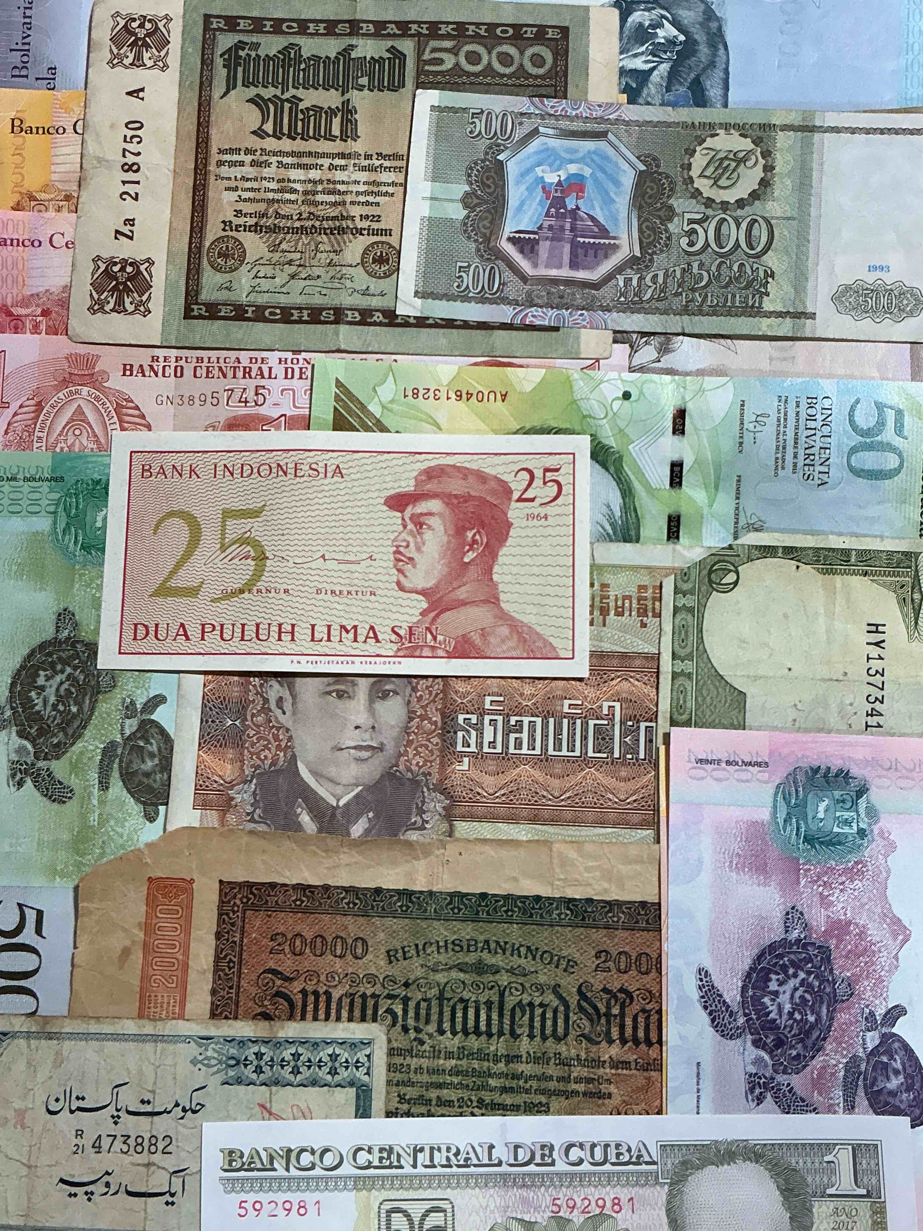 modern & antique paper money! vintage & antique! paper money from across the world- all different shapes & sizes from all kinds of crazy places! own currency from the corners of the world! wow!