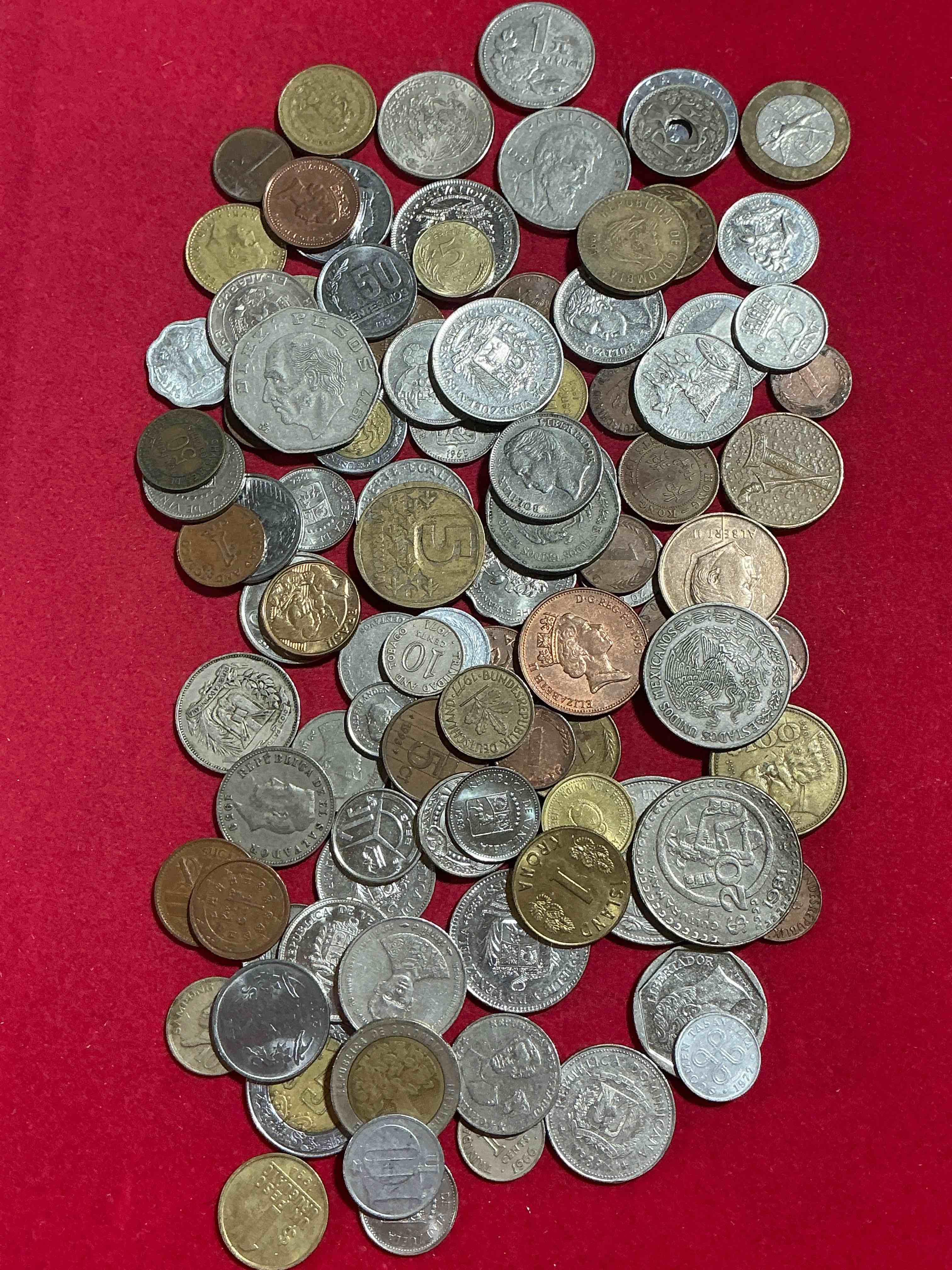 Condition photo showing Good Condition for world coins, antique & vintage! each lot is unique! many different years, countries, sizes & exotic places. this cool collection of antique coins from around the world is loads of fun! have fun identifying each coin & country as a great educational tool! a great investment too!