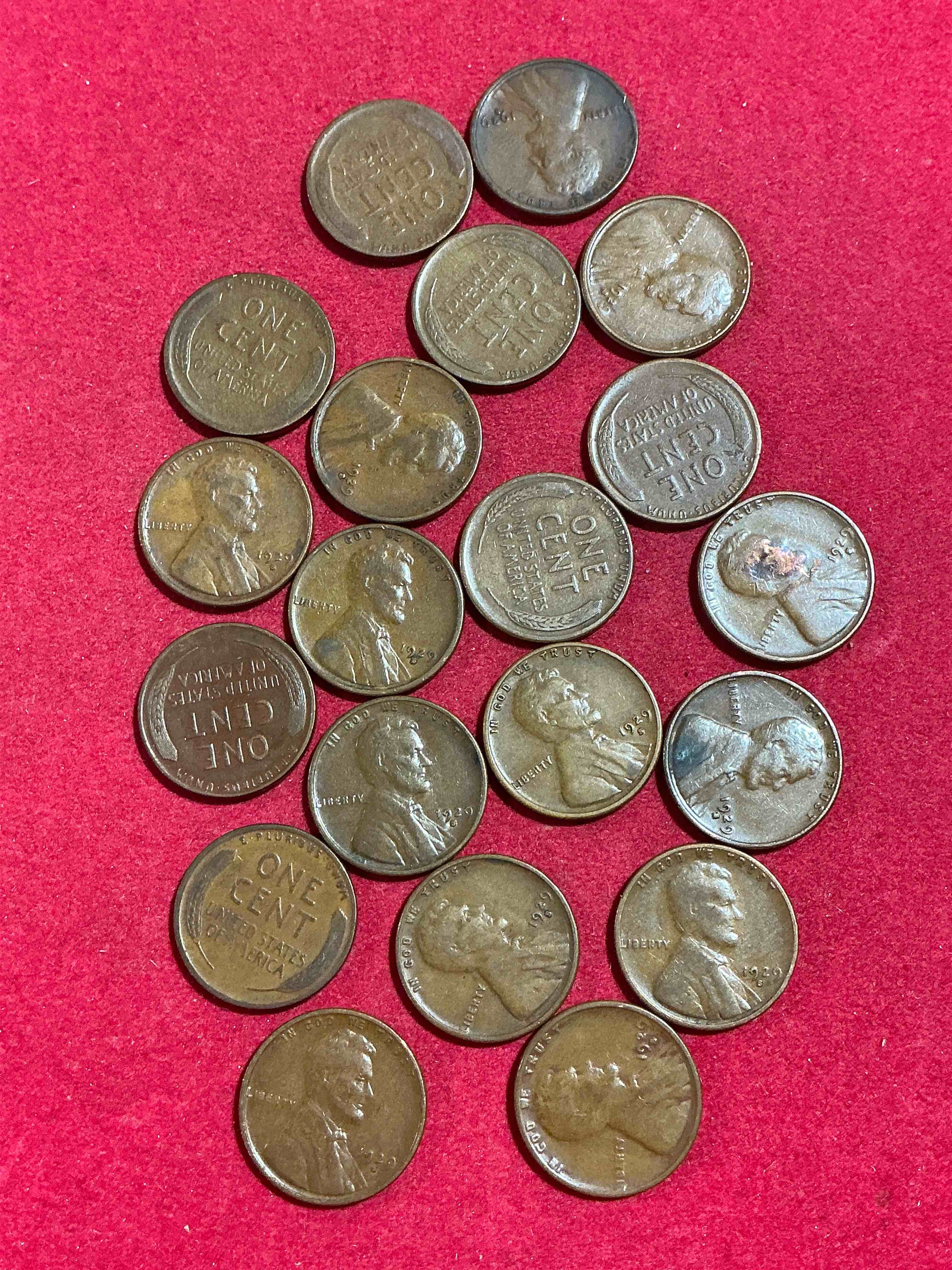 Condition photo showing Good Condition for 1929, the year of infamy! here are rare pennies from 1929, the year the stock market crashed that ended the roaring twenties & entered america into the great depression. these gorgeous pennies are in great, circulated condition for their age & have visible dates. own a piece of history from a year that will live in infamy!