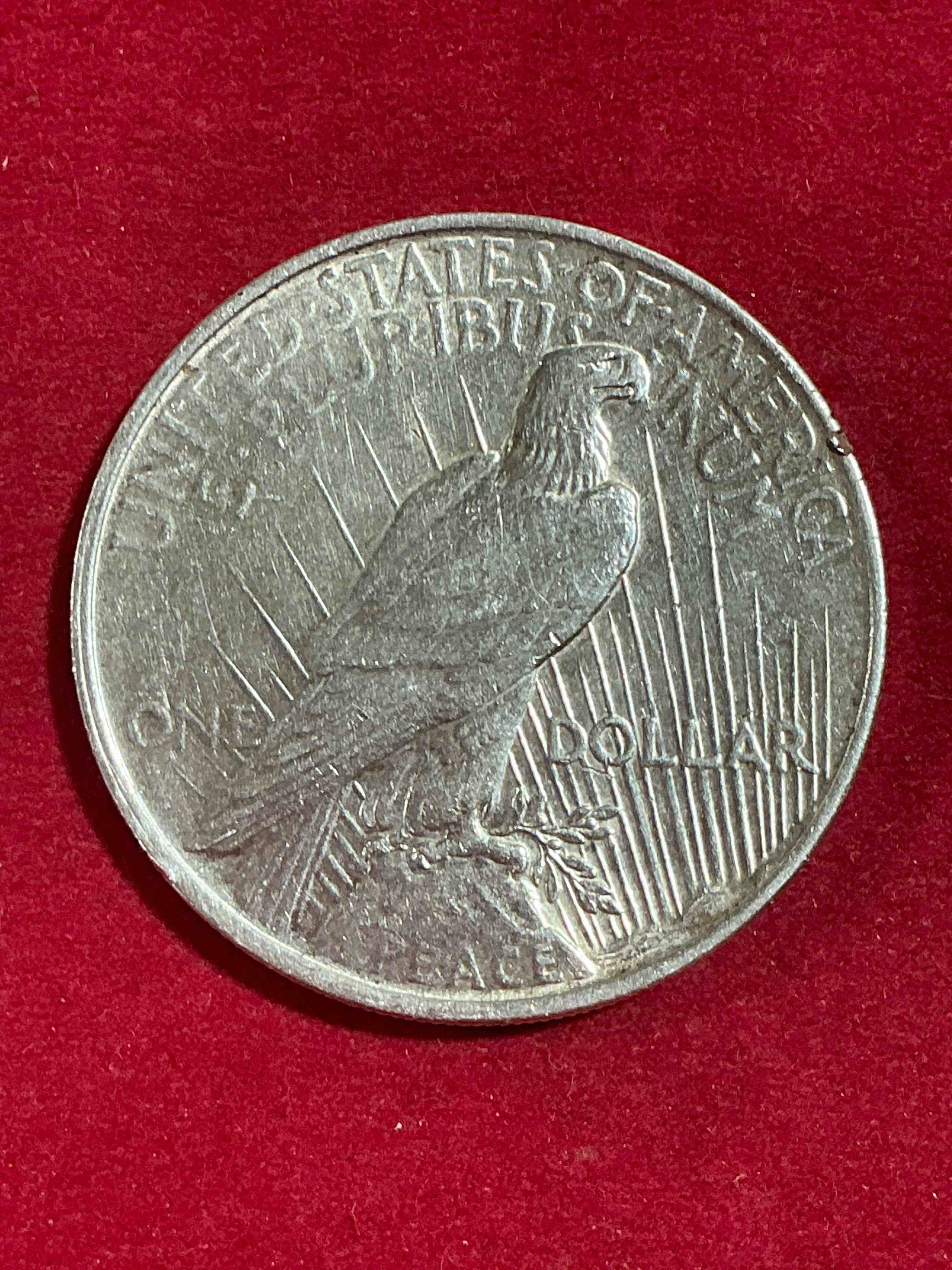 Condition photo showing New/Like New for silver peace dollar! one dollar coin from 1923! these one ounce coins are 90% silver & super rare! liberty peace dollars are highly coveted by collectors for their value & beautiful design. add a one ounce liberty peace dollar at 90% silver to your collection! super rare!)