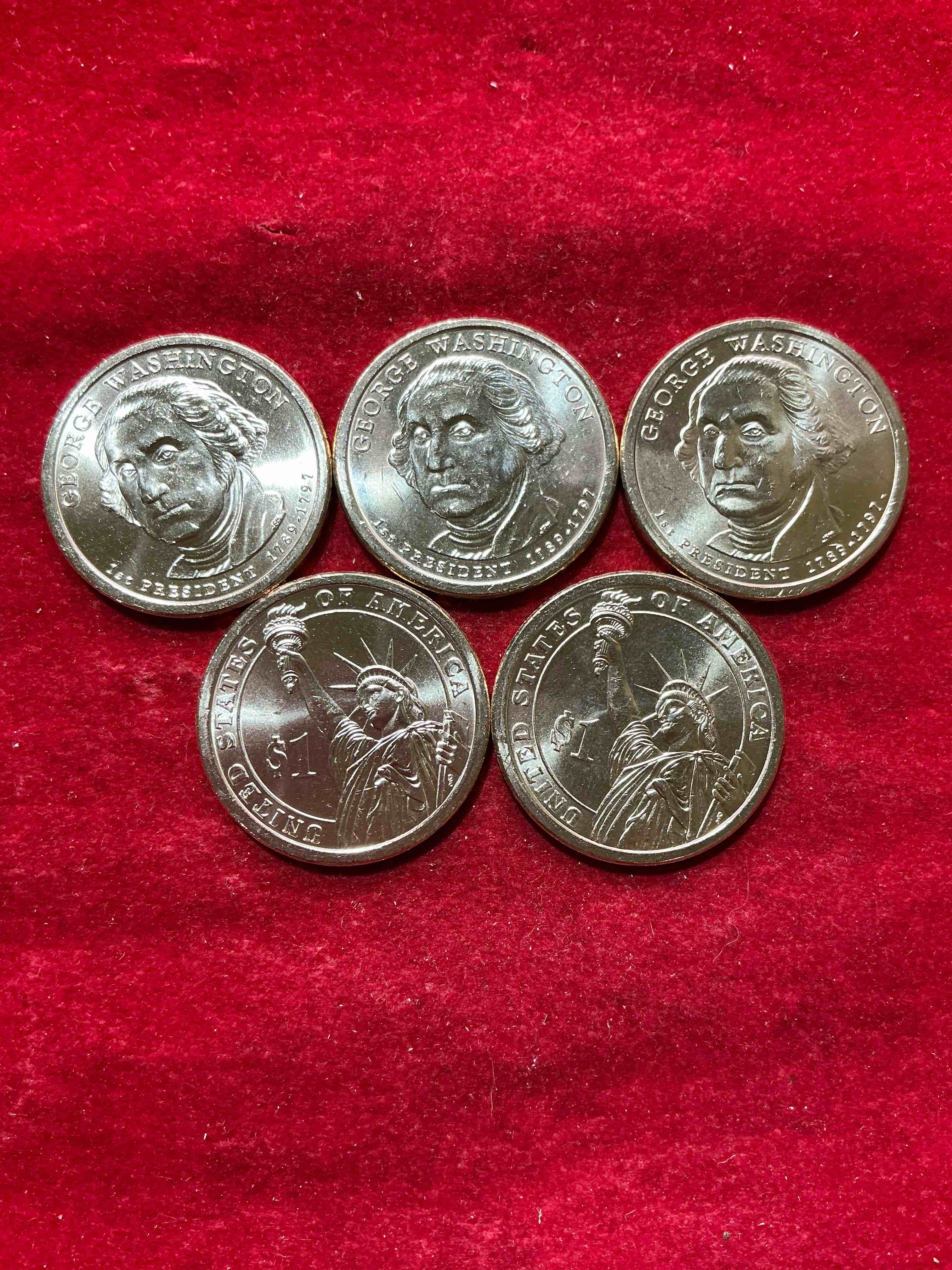 Condition photo showing New/Like New for george washington one dollar coins! uncirculated coin! these coins are in mint condition, and some of the most collectible coins out there! rare, uncirculated, one dollar coins featuring george washington!