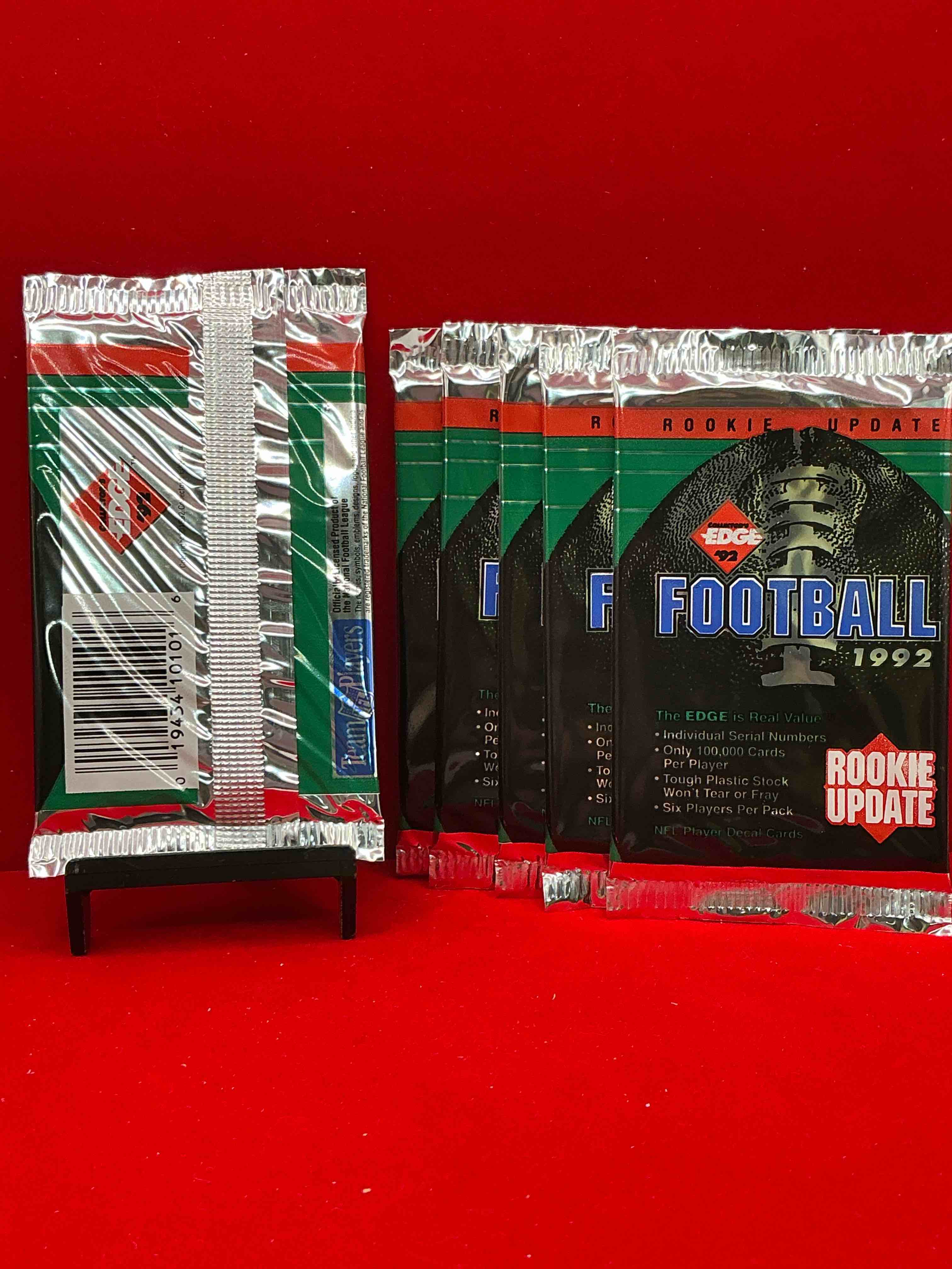 Condition photo showing New/Like New for ronnie lott autos!? 1992 collector’s edge! rookie update edition! football insanity! look for elway, montana, rice & more!