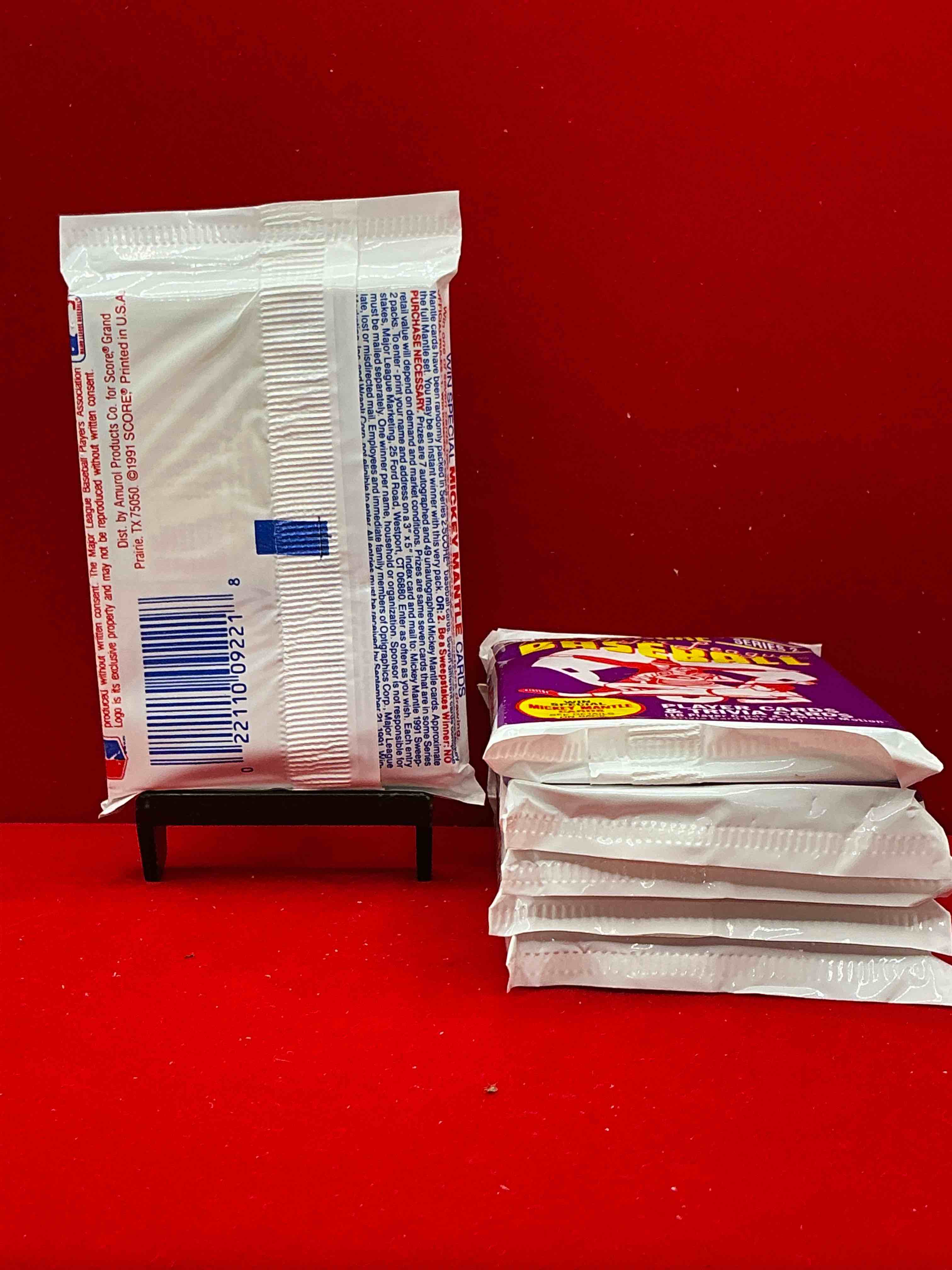 Condition photo showing New/Like New for signed mickey mantle? 1991 score baseball unopened packs! 2,493 signed mickey mantle cards from this year out there, fetching big money if pulled! insanely cool & valuable pocks with stars & rookies!