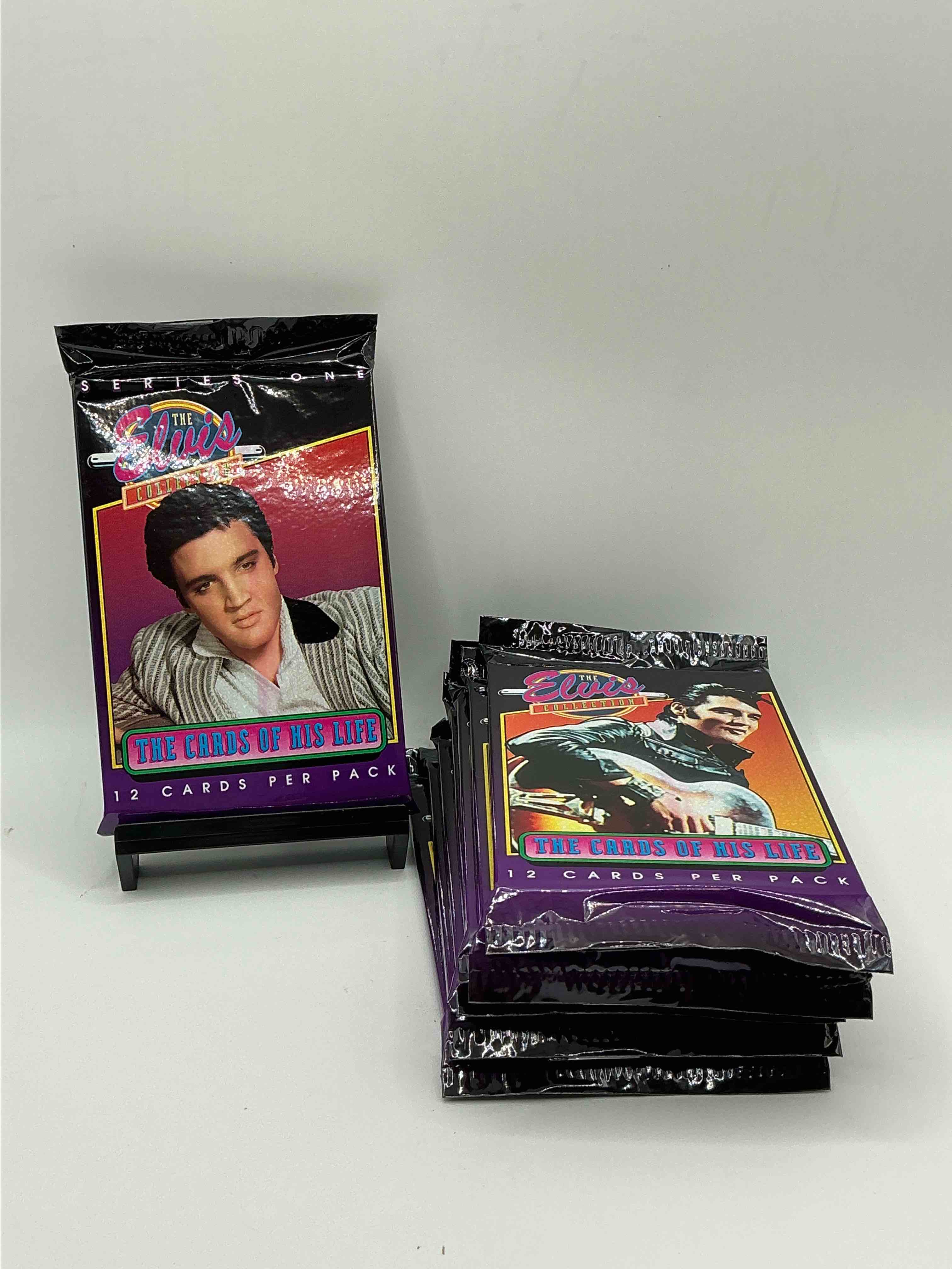 Condition photo showing New/Like New for 1992 the elvis collection “the cards of his life” series i card packs! 12 cards in every one of these incredible packs! collect all of elvis presley’s best moments from his life all included in these packs! wow!