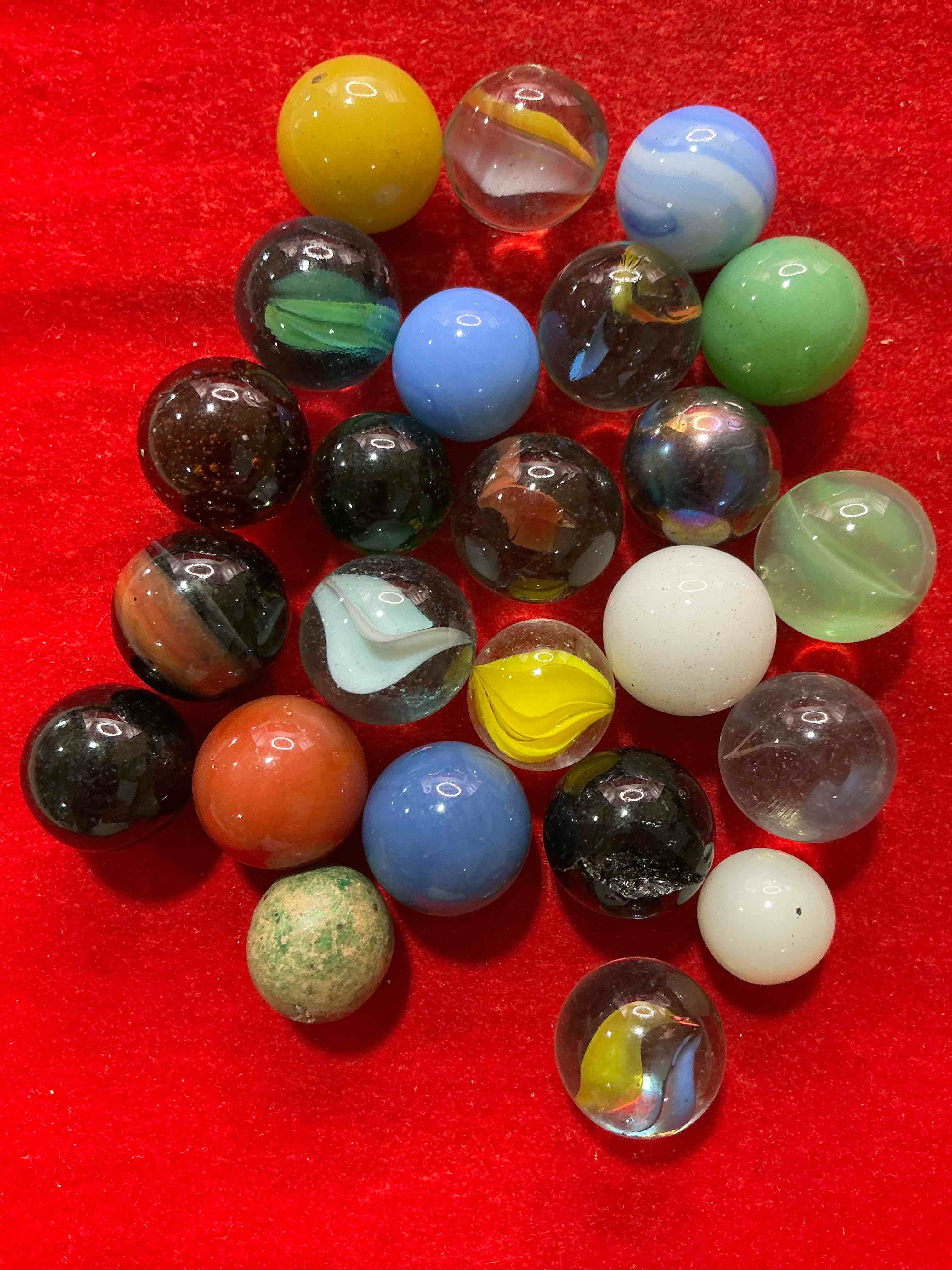 Condition photo showing New/Like New for antique glass marbles! genuine stunning marbles lot, some marbles made between the years 1925-1965 & some may be made with uranium! some may are great depression era & even earlier! gorgeous, authentic pieces of history!
