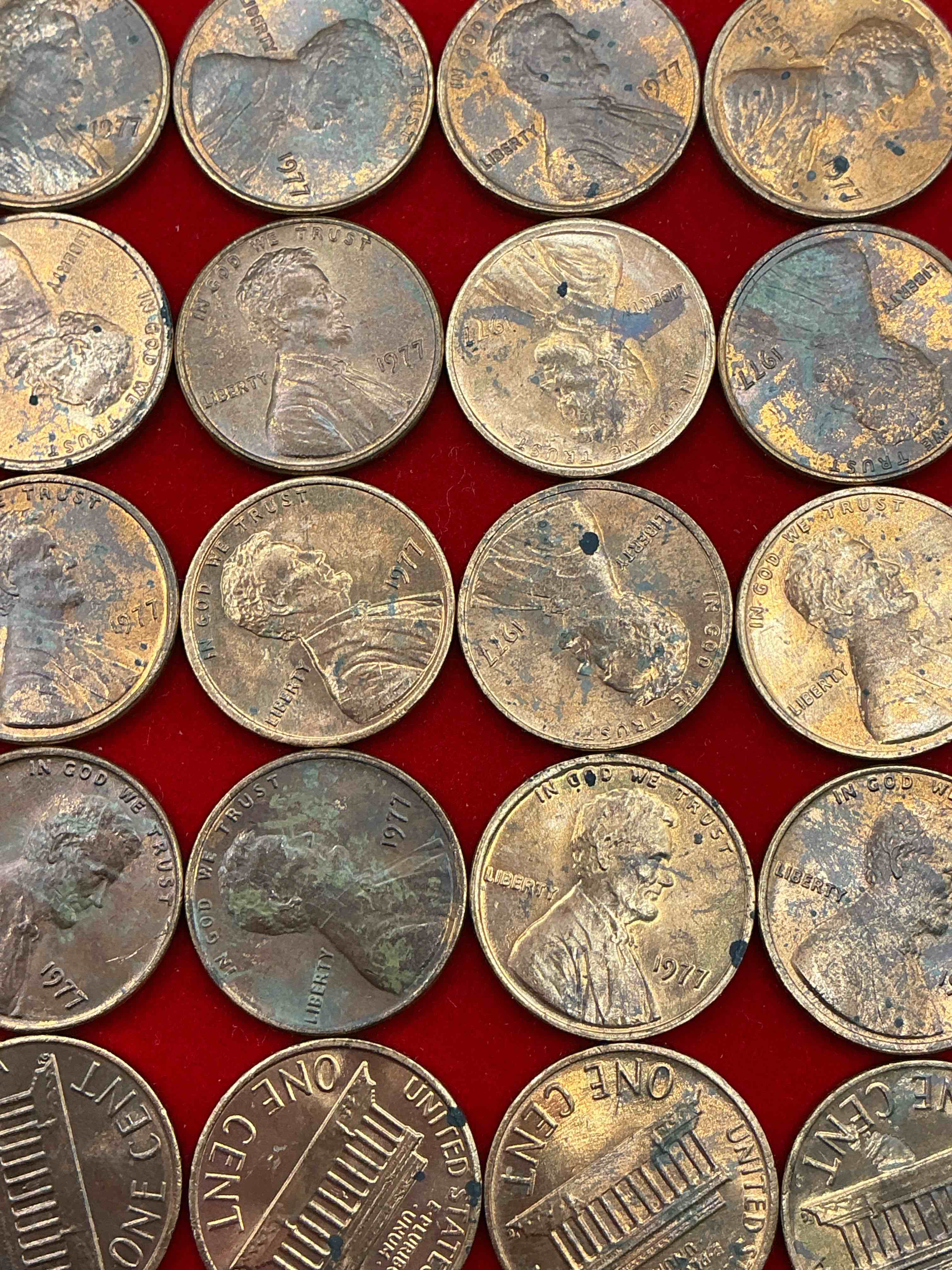 crazy star wars debut year 1977 uncirculated pennies! 20 coin lot! what a crazy year in history! take a trip down memory lane with these awesome pennies! the united states doesn’t make pennies anymore- don’t miss your shot at these crazy pieces of history!