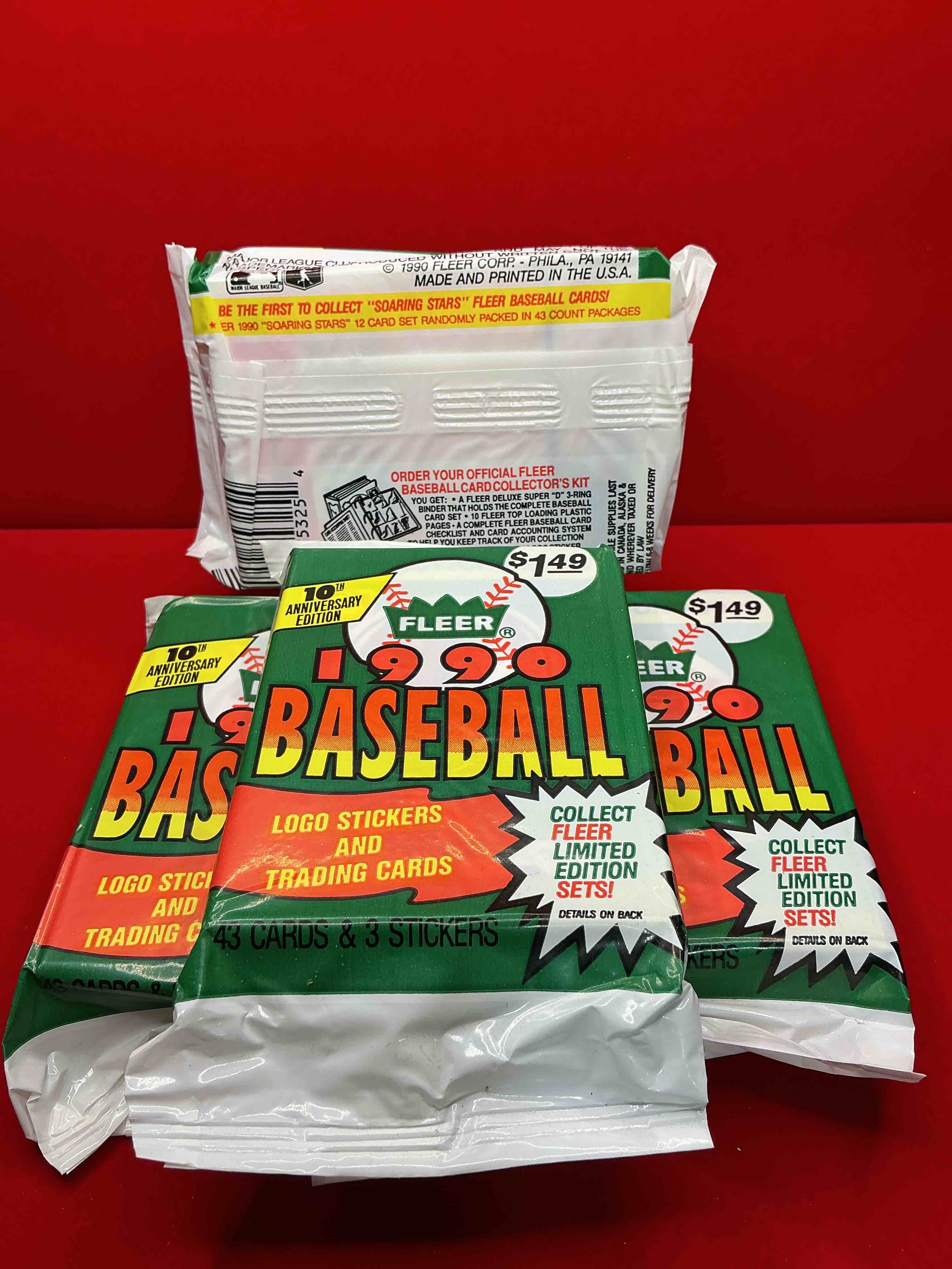 Condition photo showing New/Like New for vintage baseball! awesome 1990 fleer baseball unopened sports card wax packs!direct from original box! search for valuable collectible ken griffey jr cards!