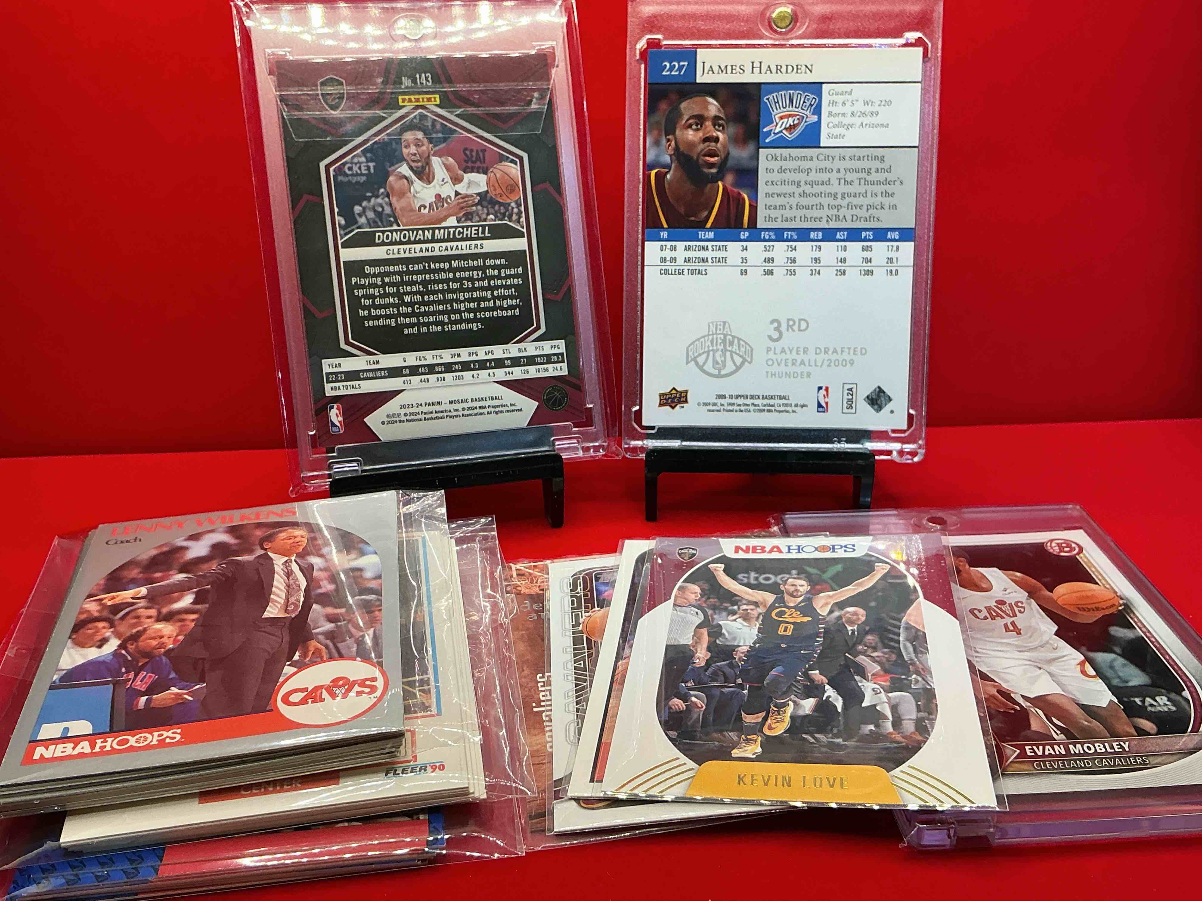 Condition photo showing New/Like New for cleveland cavaliers! james harden, donovan mitchell, evan mobley, kevin love, & 32 other cavaliers players from throughout the years! an excellent addition to any collection! this lot includes cards from different packs featuring different graphics! 