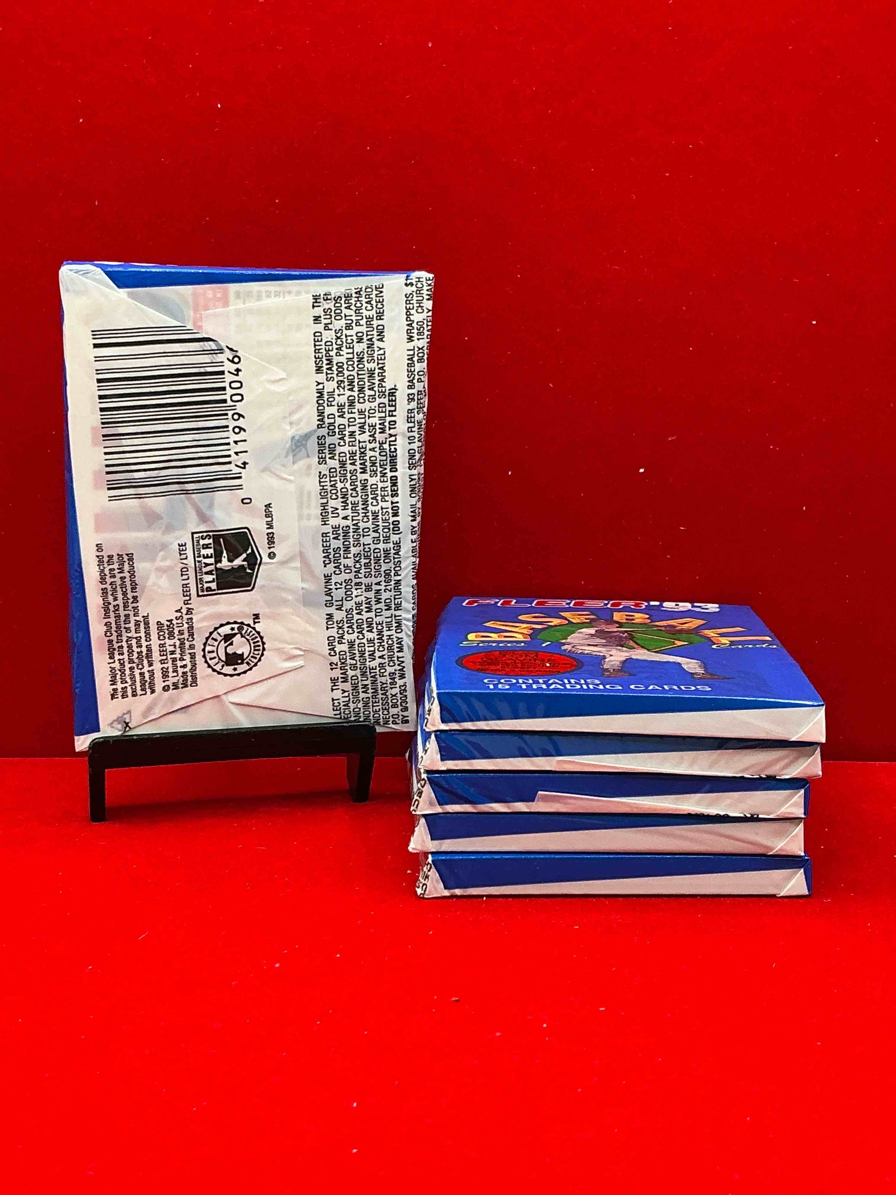 Condition photo showing New/Like New for 1993 fleer series i baseball unopened baseball card packs, direct from original sealed retail case! search for valuable rookie cards, chipper jones & mike piazza, early ken griffey jr. & so much more!
