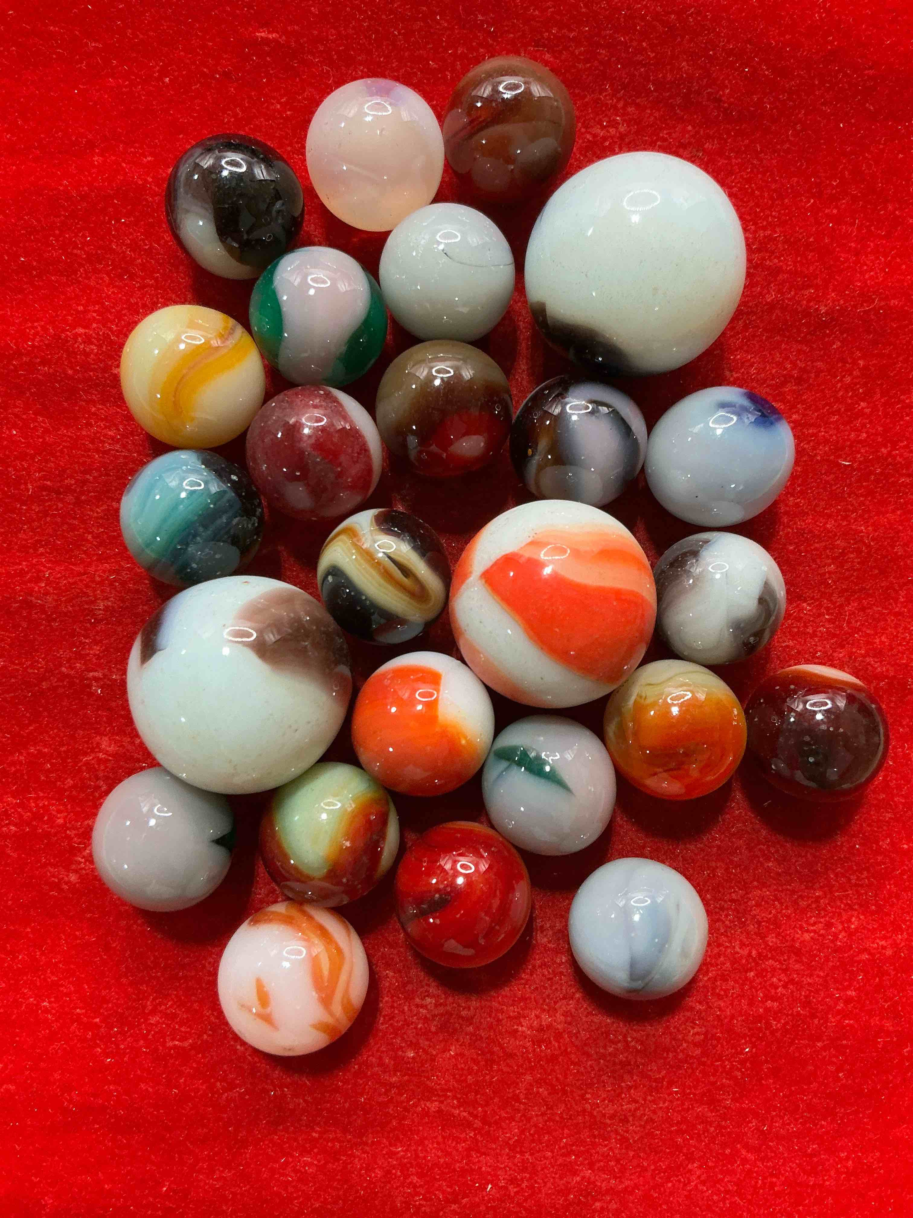 Condition photo showing New/Like New for antique glass marbles! genuine stunning marbles lot, some marbles made between the years 1925-1965 & some may be made with uranium! some may are great depression era & even earlier! gorgeous, authentic pieces of history!