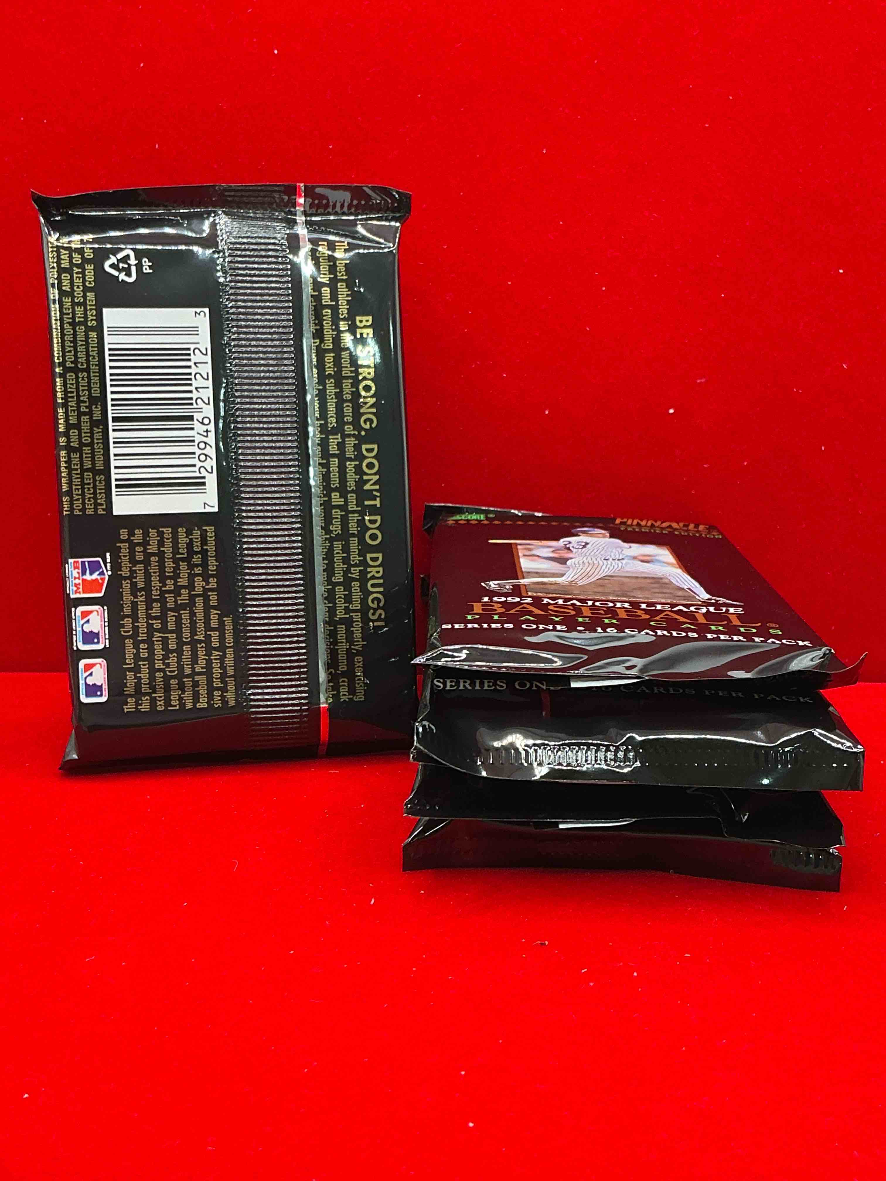 Condition photo showing New/Like New for 1992 score pinncale packs! score baseball unopened packs direct from original retail case! these packs could have early griffey jr ,cards & more!