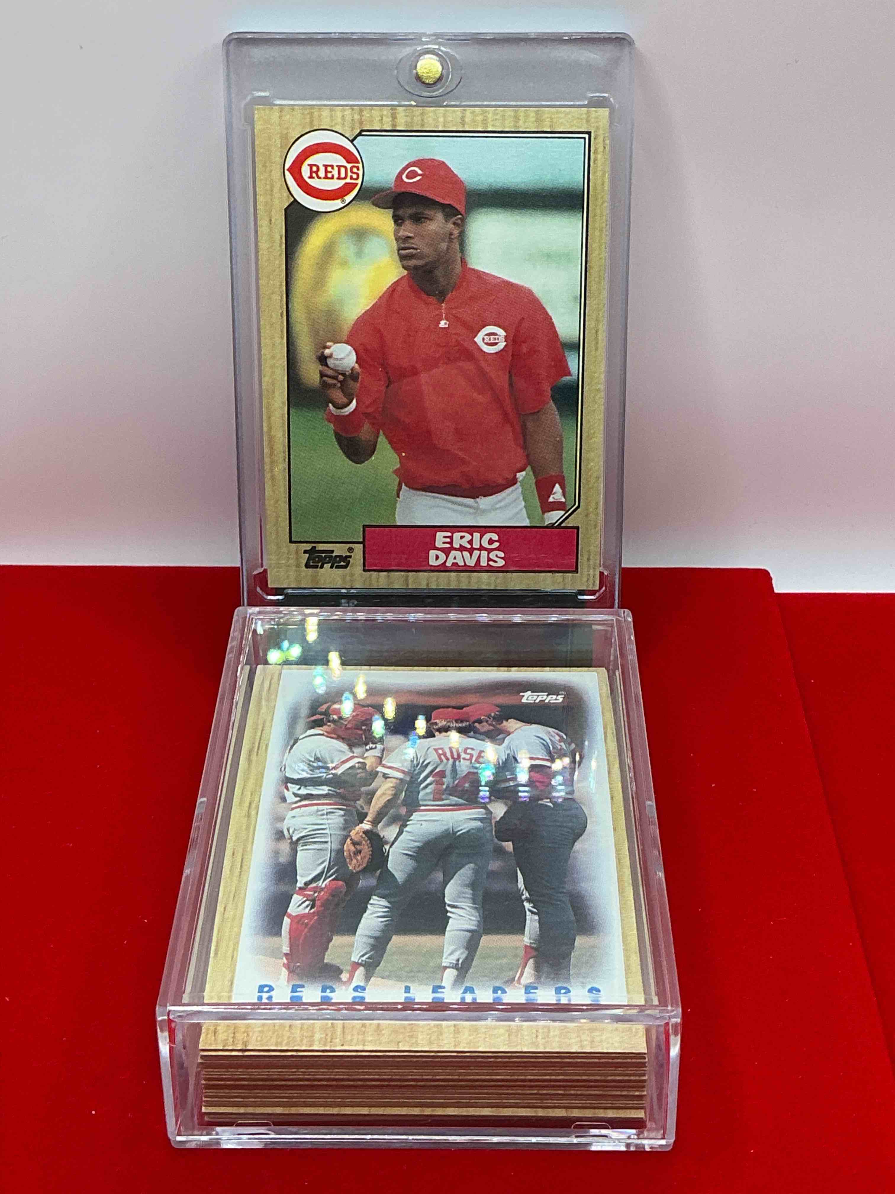 Condition photo showing New/Like New for 1987 reds topps baseball team card collection! vintage reds lot! barry larkin, eric davis, pete rose & more! 80’s baseball history… cincinnati reds!