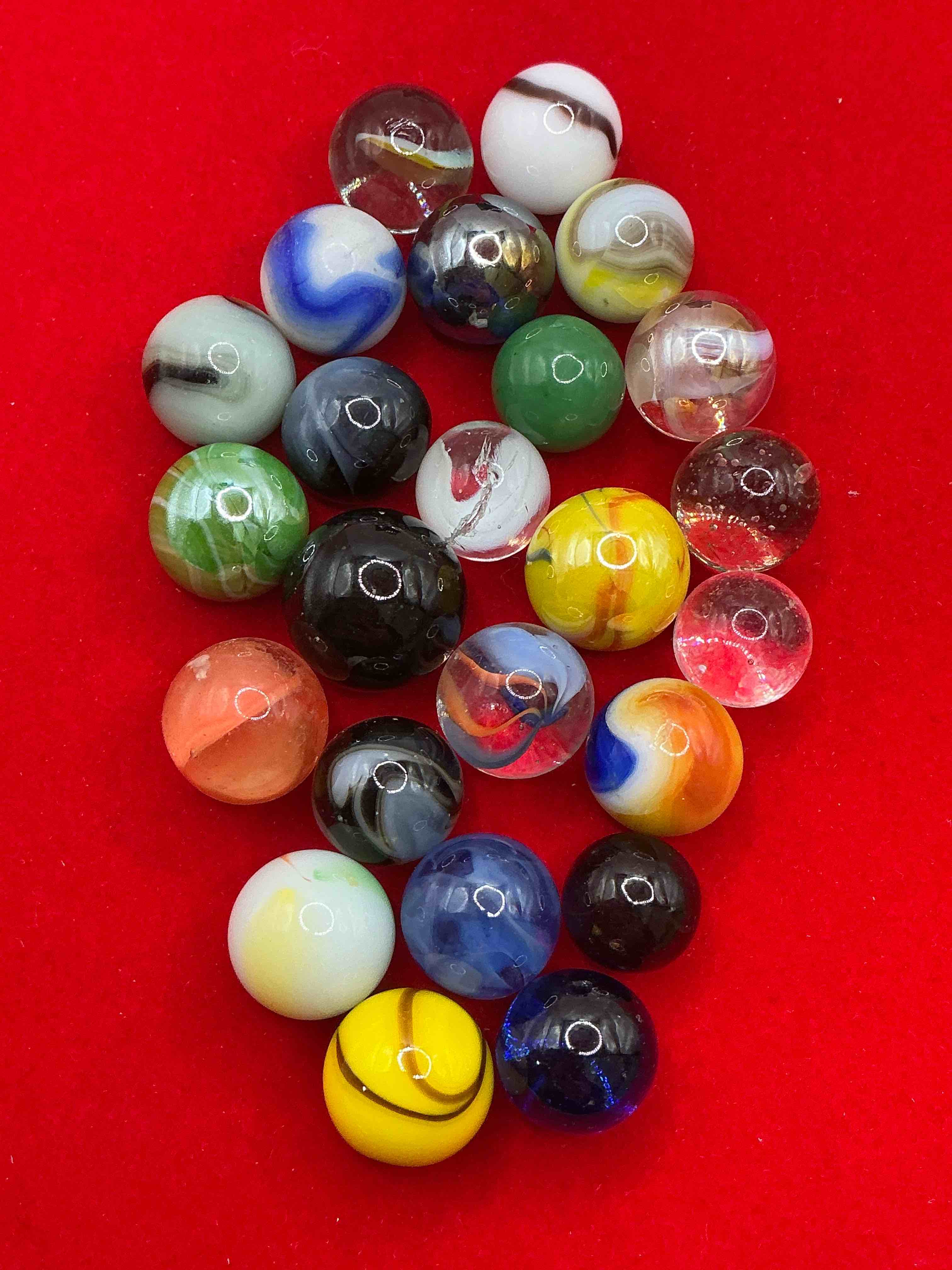 Condition photo showing Good Condition for antique glass marbles! genuine stunning marbles lot, some marbles made between the years 1925-1965 & some may be made with uranium! some may are great depression era & even earlier! gorgeous, authentic pieces of history!