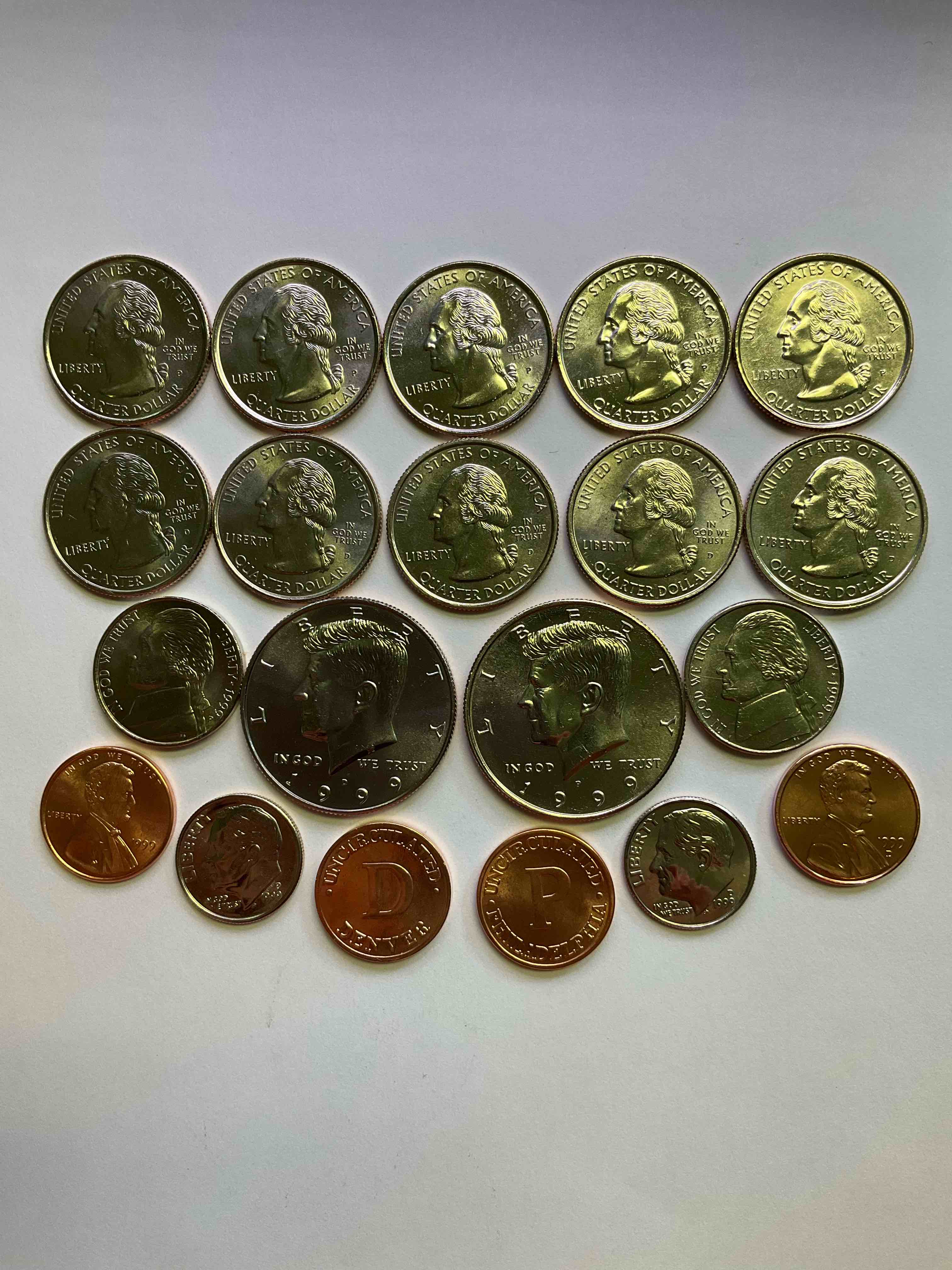 1999 Uncirculated Mint Set Coins! 20 Coin Mint Set From Philadelphia & Denver! 20 Coin Uncirculated Lot, With Quarters, Nickels, Half Dollars, Dimes, Pennies & More! Uncirculated Coin Craziness!