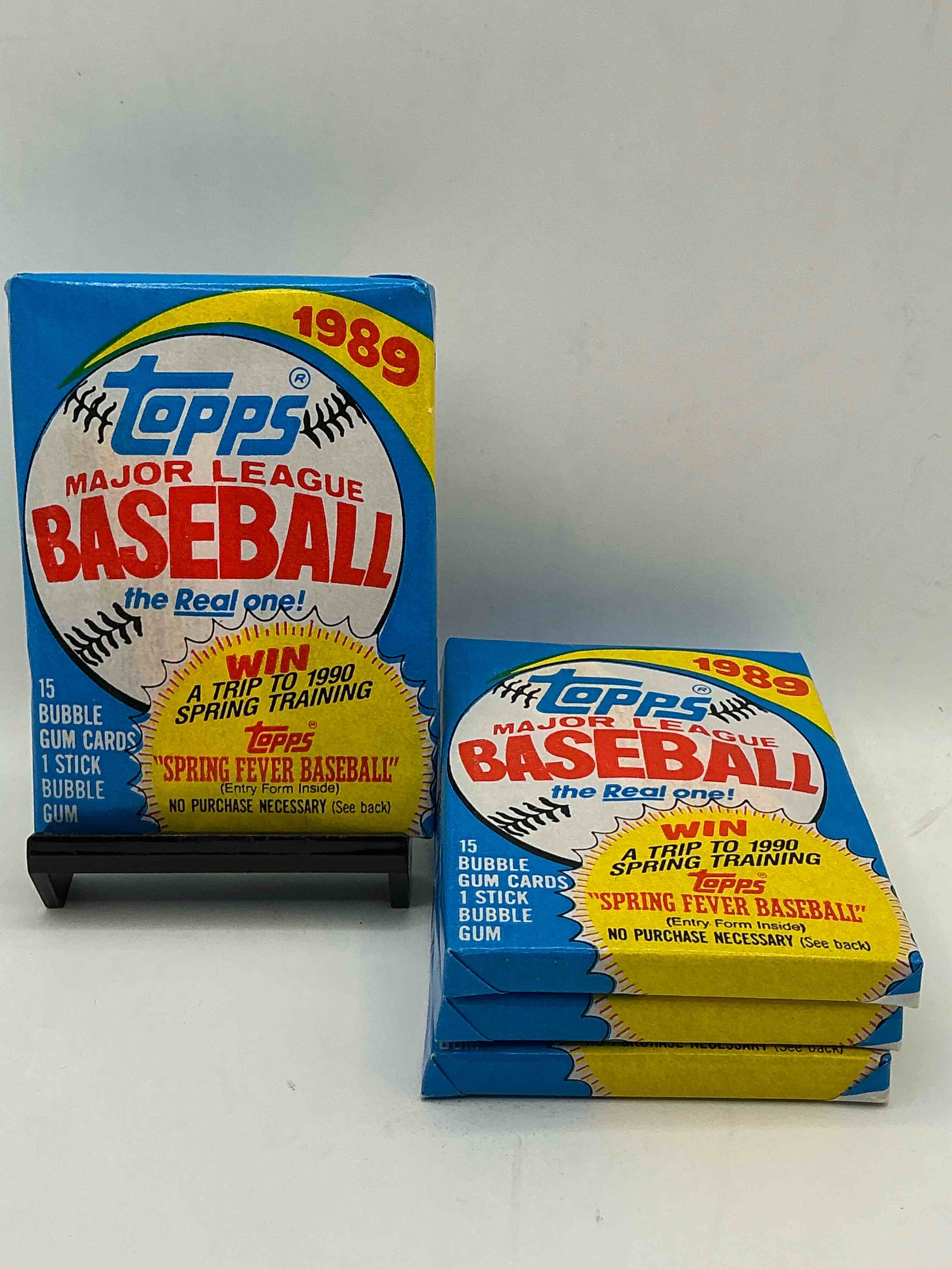 1989 topps baseball unopened sports card wax packs! direct from original retail case! search for valuable rookie cards as well as valuable bo jackson & more!