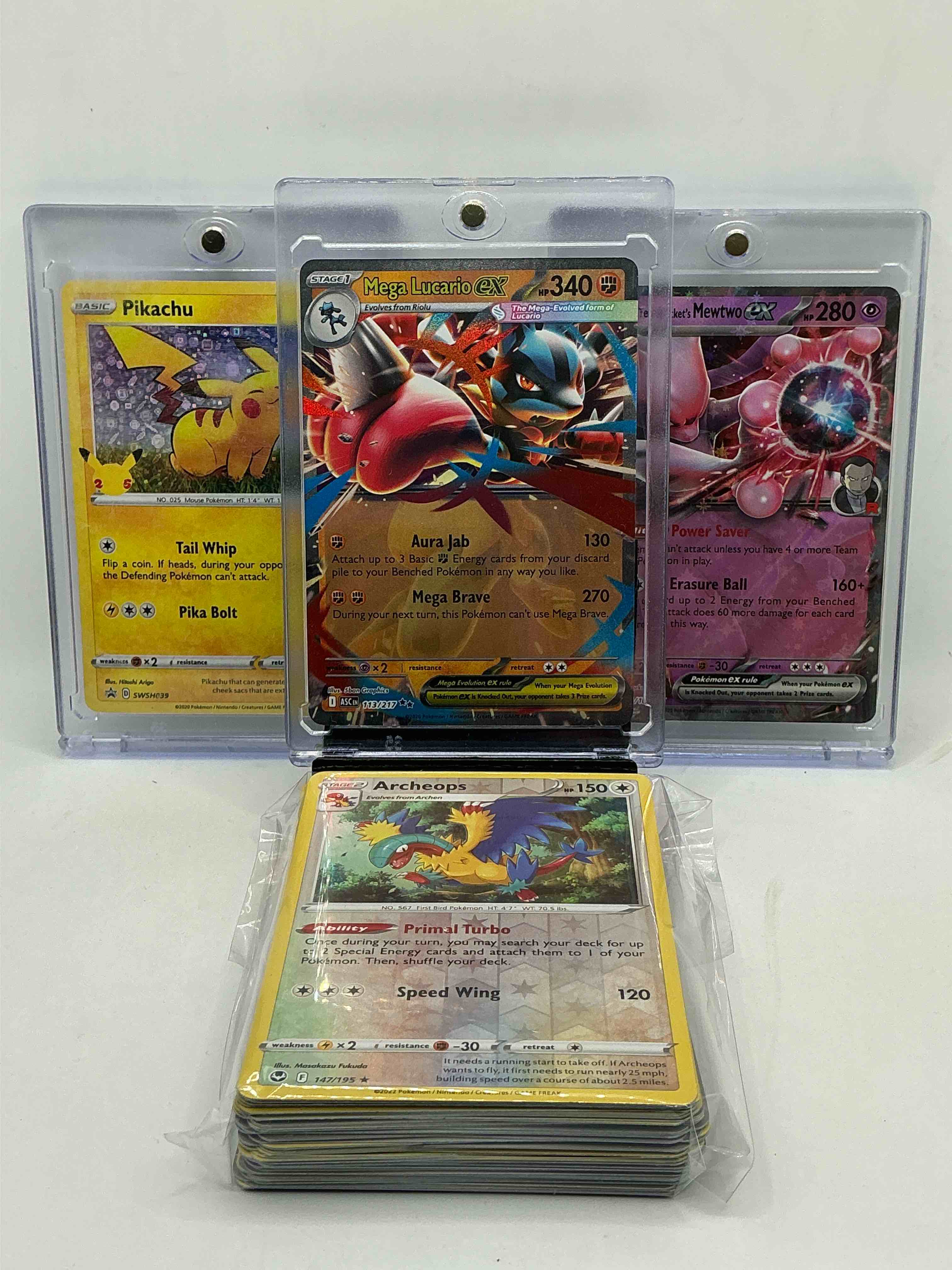 pokémon party! mega charizard ex! team rocket’s mewtwo ex! pikachu! along with 50 other pokémon heroes, holos, legends & commons- including holographic cards, stage 2 cards, holos in all forms & more! also includes 36 non holo common/ uncommon basic & first stage cards trainers & energy too! perfect set for collectors & enthusiasts!