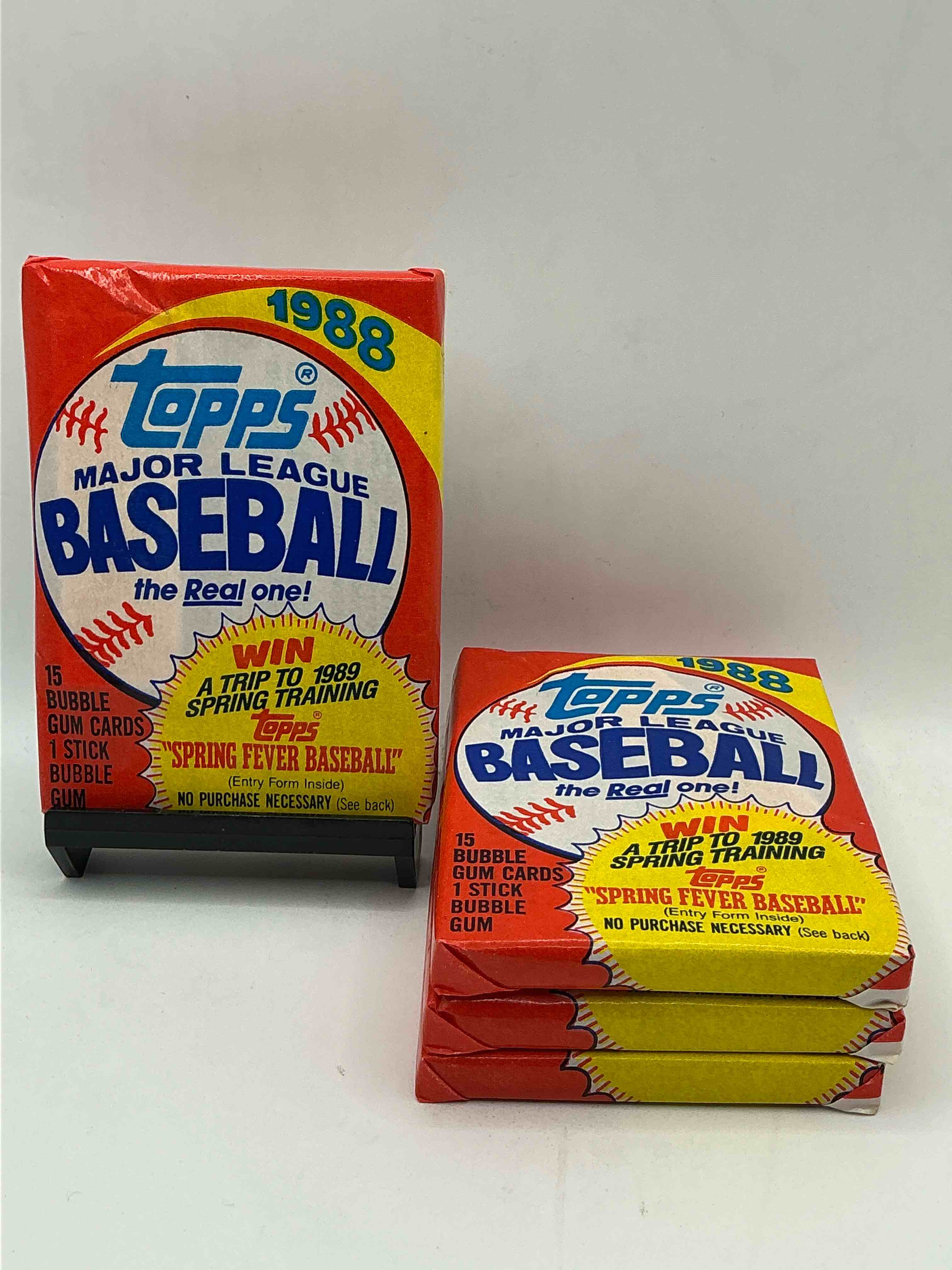 80's Baseball Fan's Rejoice! 1988 Topps Baseball Unopened Wax Packs Full Of Collectible Trading Cards! Search For Valuable Don Mattingly "World Of Baseball" & Nolan Ryan Cards Worth Hundreds In Perfect Condition!