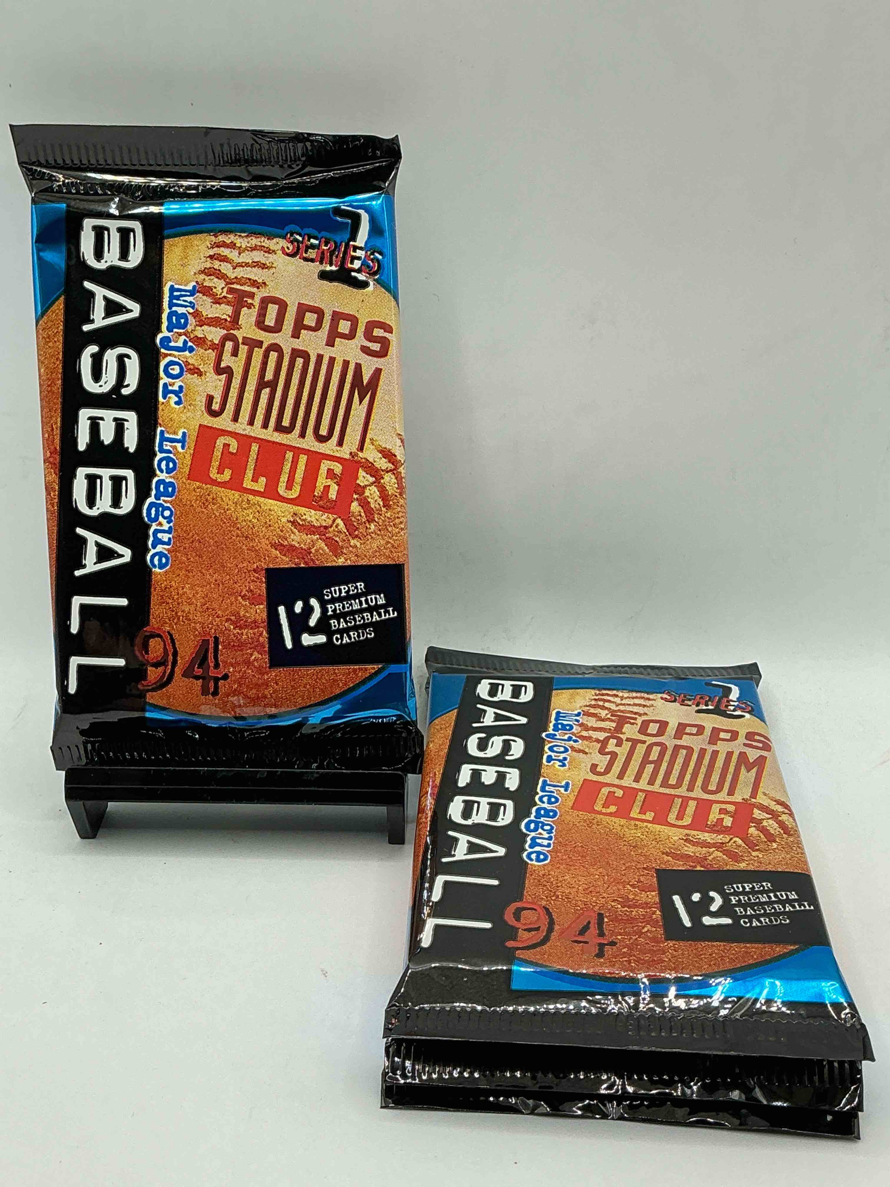 Wow! 1994 Topps Stadium Club Baseball Sealed Pack, Series One, Direct From Original Retail Case! Search For Topps Gold Card In Every Pack & Nolan Ryan Last Year Farewell Memento Card. Hard To Find!
