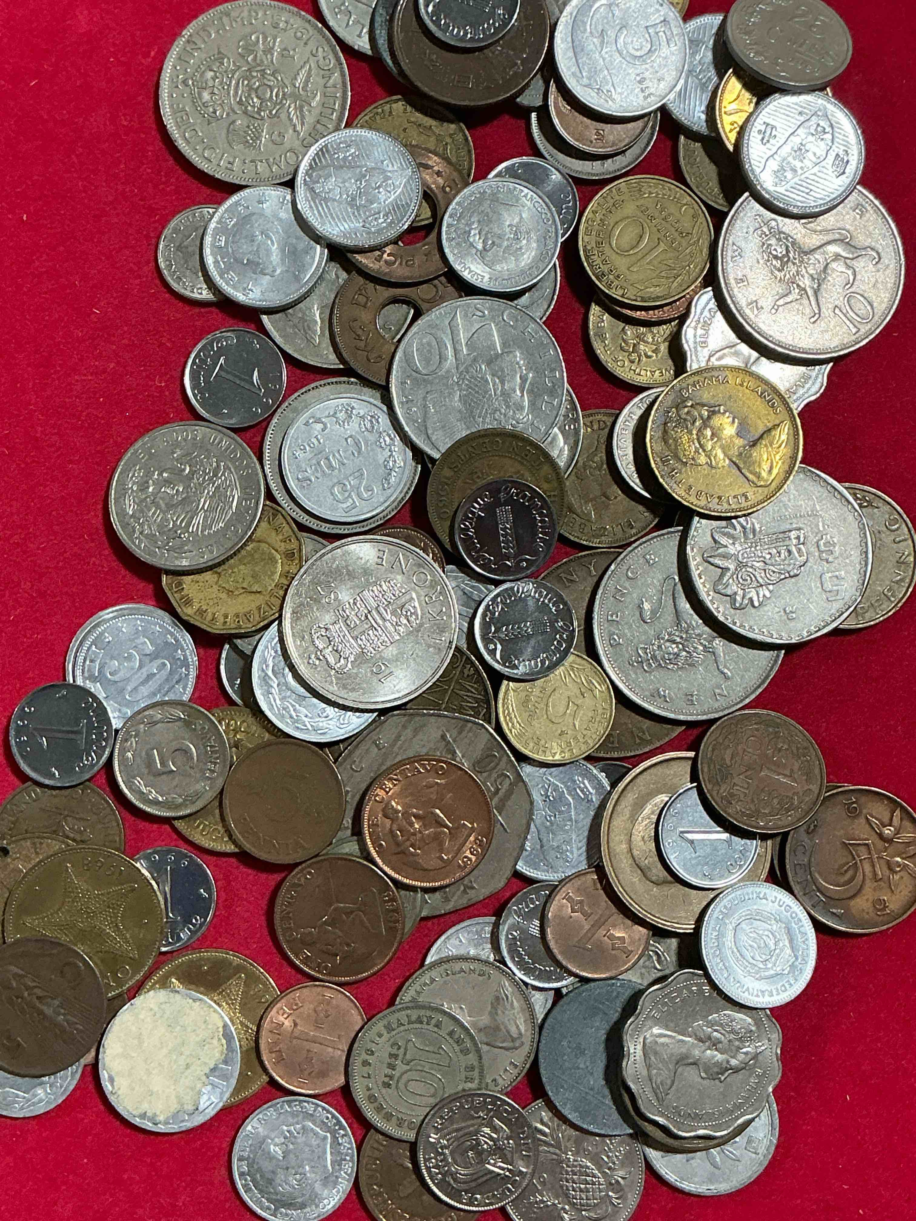World Coins, Antique & Vintage! Each Lot Is Unique! Many Different Years, Countries, Sizes & Exotic Places. This Cool Collection Of Antique Coins From Around The World Is Loads Of Fun! Have Fun Identifying Each Coin & Country As A Great Educational Tool! A Great Investment Too!