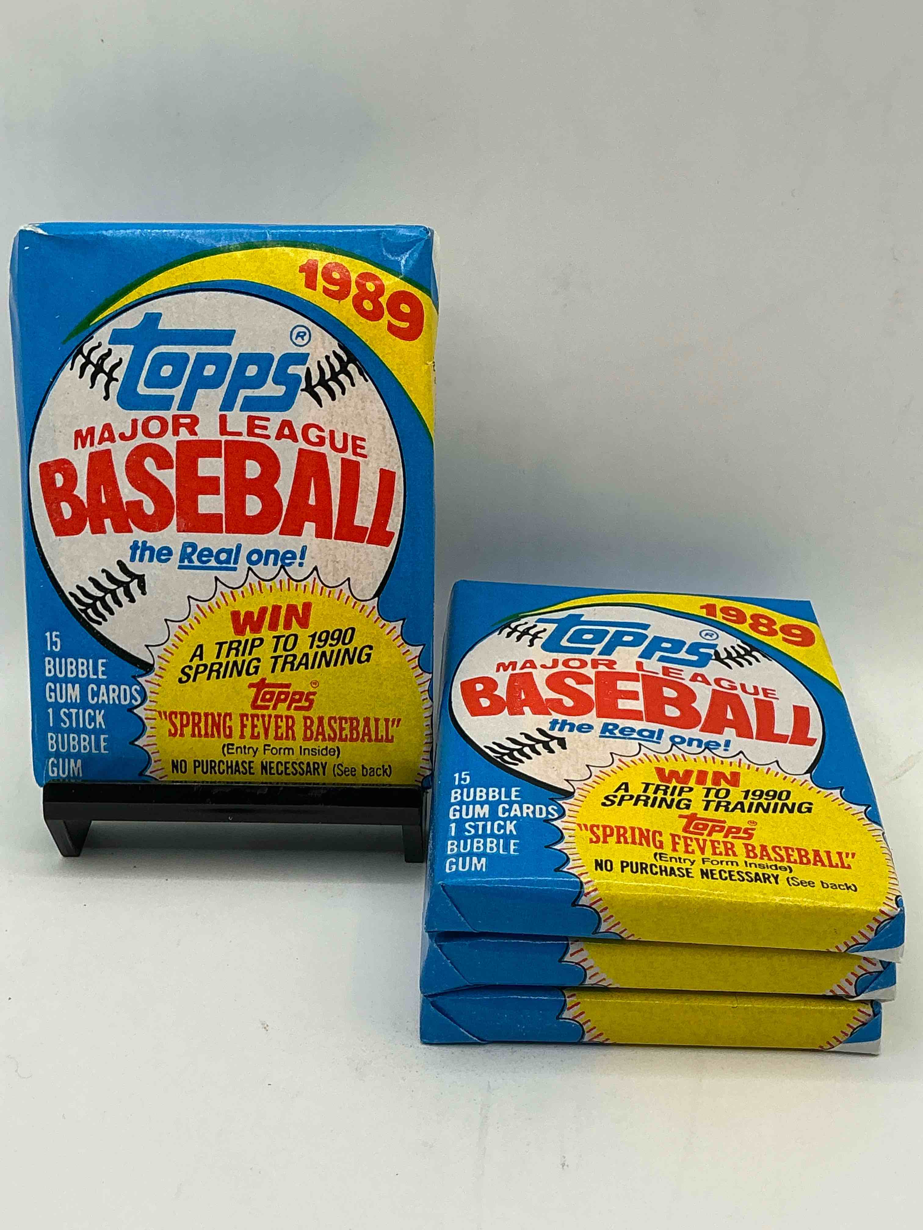 1989 Topps Baseball Unopened Sports Card Wax Packs! Direct From Original Retail Case! Search For Valuable Rookie Cards As Well As Valuable Bo Jackson & More!