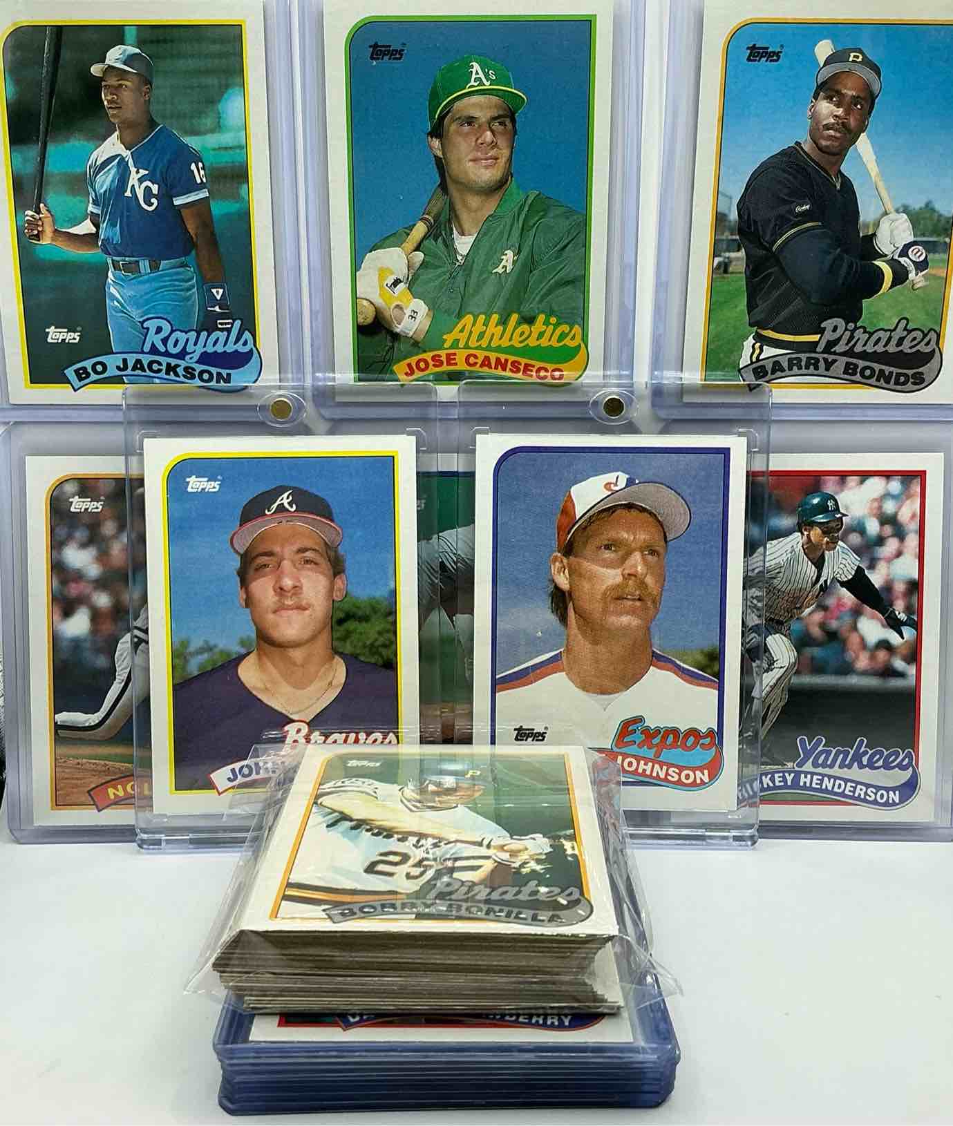 randy johnson & john smoltz rookies! 1989 topps baseball 50 card craziness! bo jackson, randy johnson, barry bonds, john smoltz, kirby puckett, tom glavine, rickey henderson, don mattingly, cal ripken, wade boggs, doc gooden, greg maddux, fernando valenzuela, nolan ryan, roger clemens, george brett, tony gwynn & more! the best players from the time! super rare set with all of these stars! 50 card craziness! legends, heroes & commons!