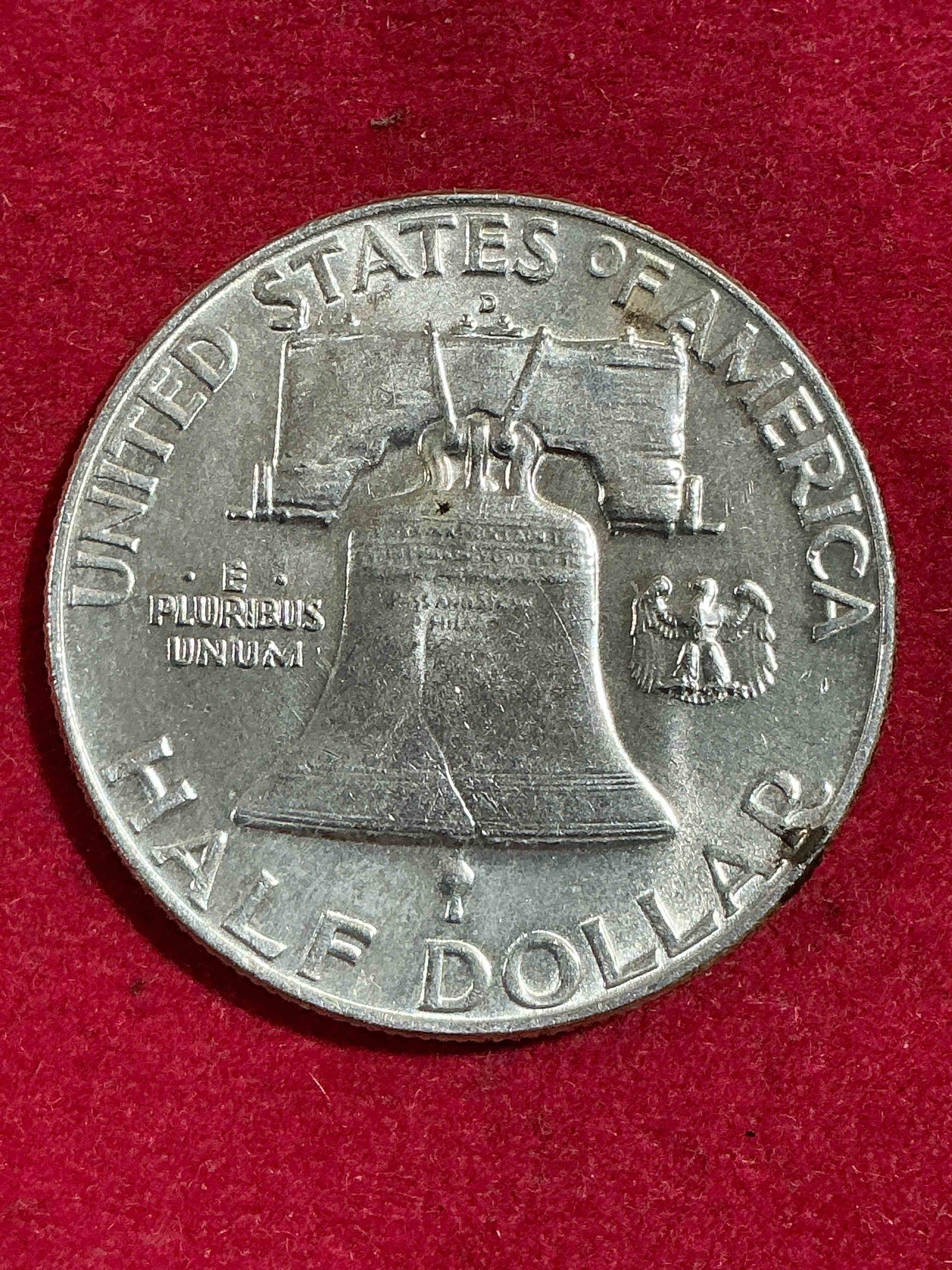 Condition photo showing Good Condition for ben franklin silver! pre 1965 silver u.s. half dollar coin! before 1965 american half dollars were actually silver, here is a rare 1960 version in good condition! great for investing in precious metals! these heavy half dollars were minted at 90% silver and 10% copper, giving them a net weight of .36169 ounces of pure silver per coin! very rare in this great condition!