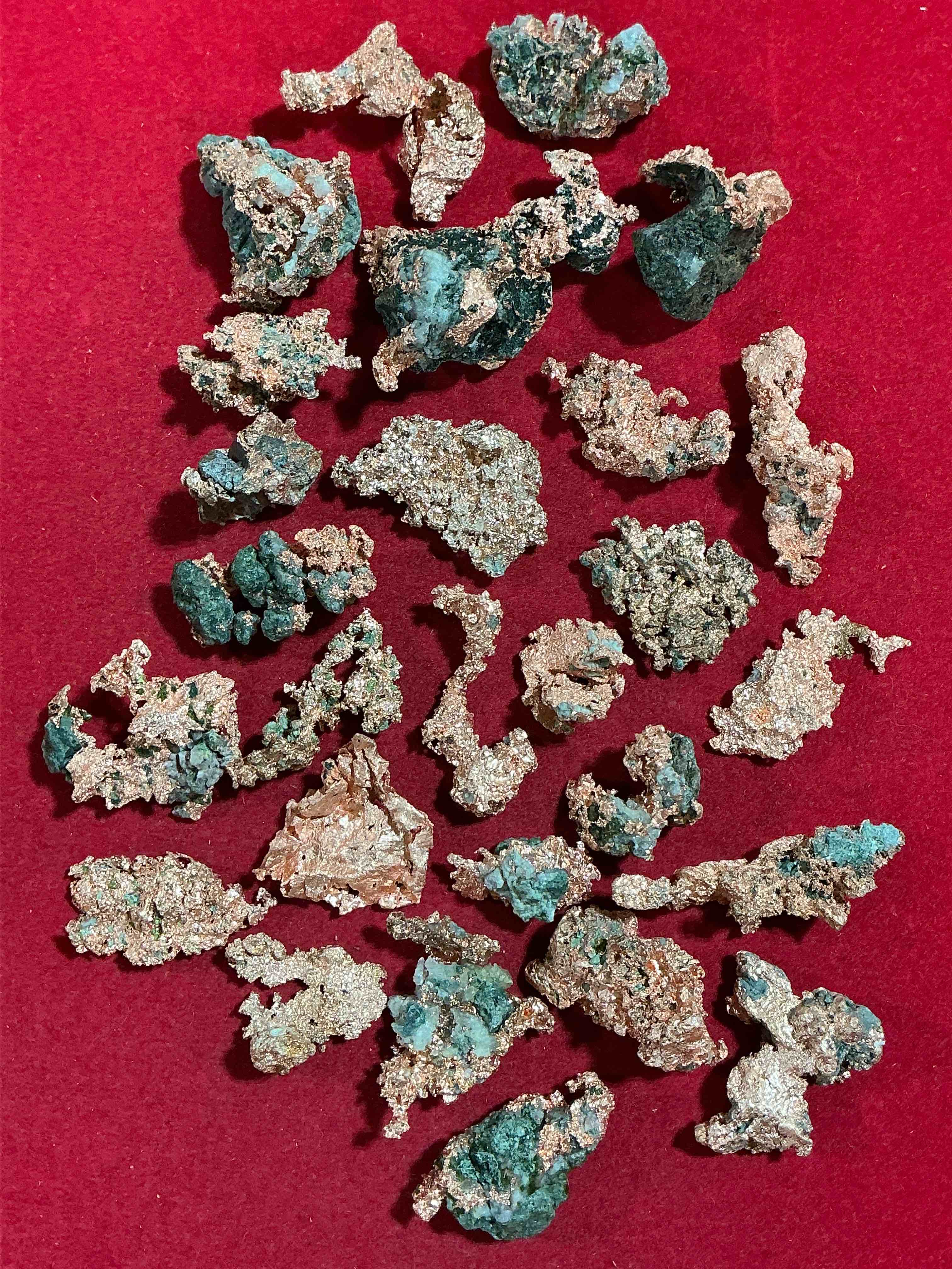 Condition photo showing Good Condition for copper wow! large native michigan raw copper nuggets, straight from michigan copper mine! rare in unrefined form, each one unique! almost impossible to find! total weight of nuggets approx 1/2 pound!