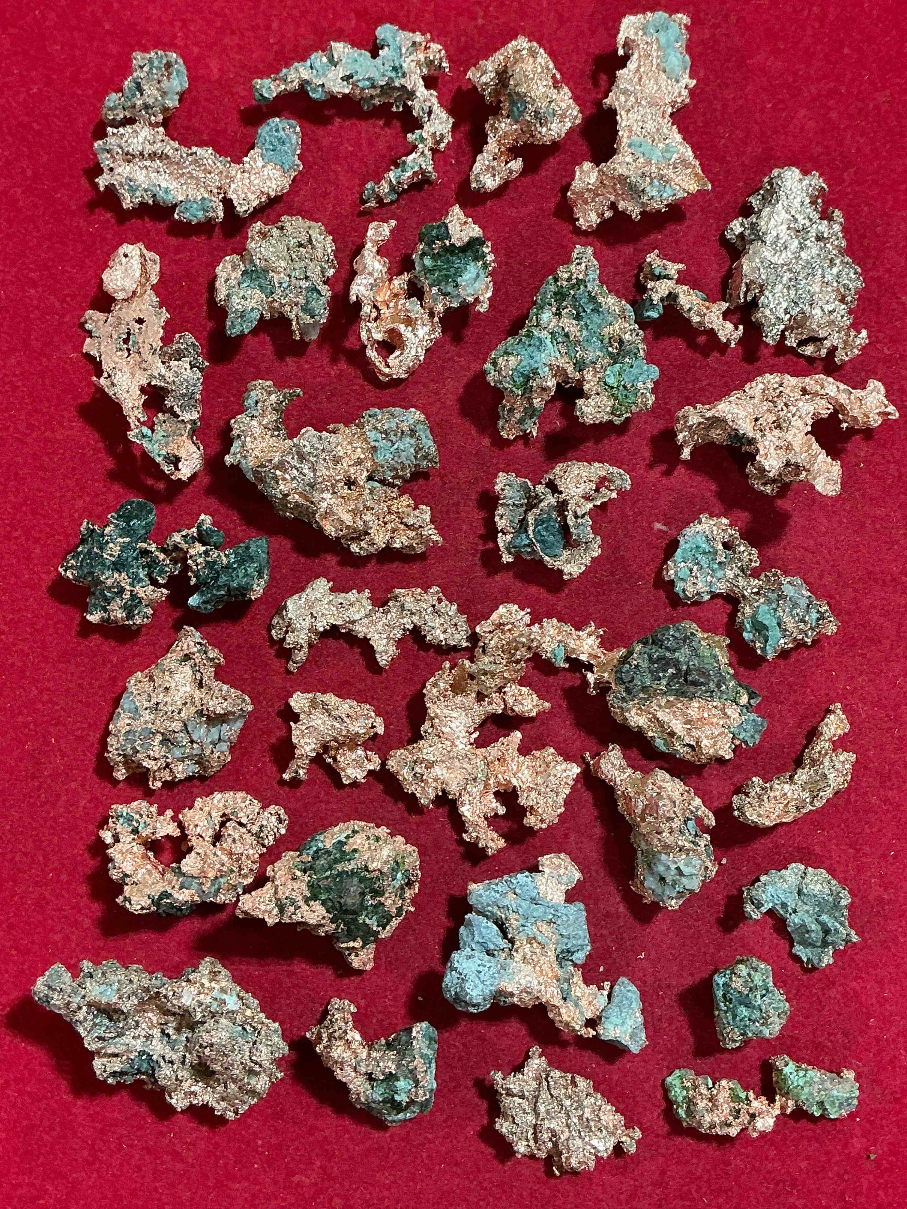 copper wow!  large native michigan raw copper nuggets, straight from michigan copper mine!  rare in unrefined form, each one unique!  almost impossible to find!  total weight of nuggets approx 1/2 pound!  