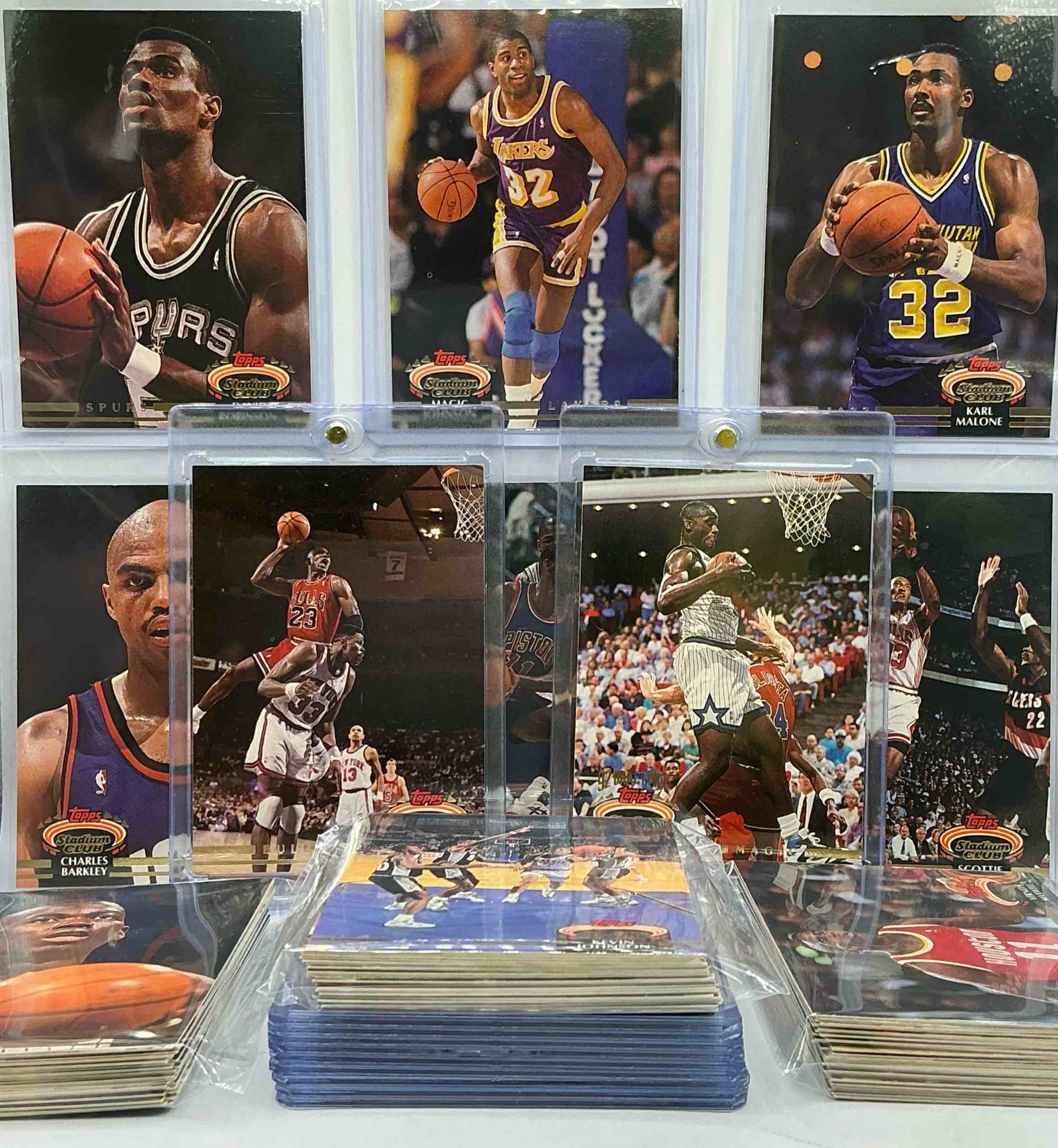 Shaquille O’Neal Rookie! Beautiful Michael Jordan Card! 1992-93 Topps Stadium Club Basketball Card Lot, 100 Cards! 50 Of The Best Players Of The Year & 50 Of Their Teammates, Rivals & Other Players! Ultra Rare Topps Basketball Cards! Includes Jordan, Shaq, Miller, Pippen, Magic, Bird, Stockton, Malone & More! Also Includes Players Like Robert Horry, Latrell Spreewell & More! Super Cool Way To Add Many Cards To Your Collection! NBA Bonanza! 
