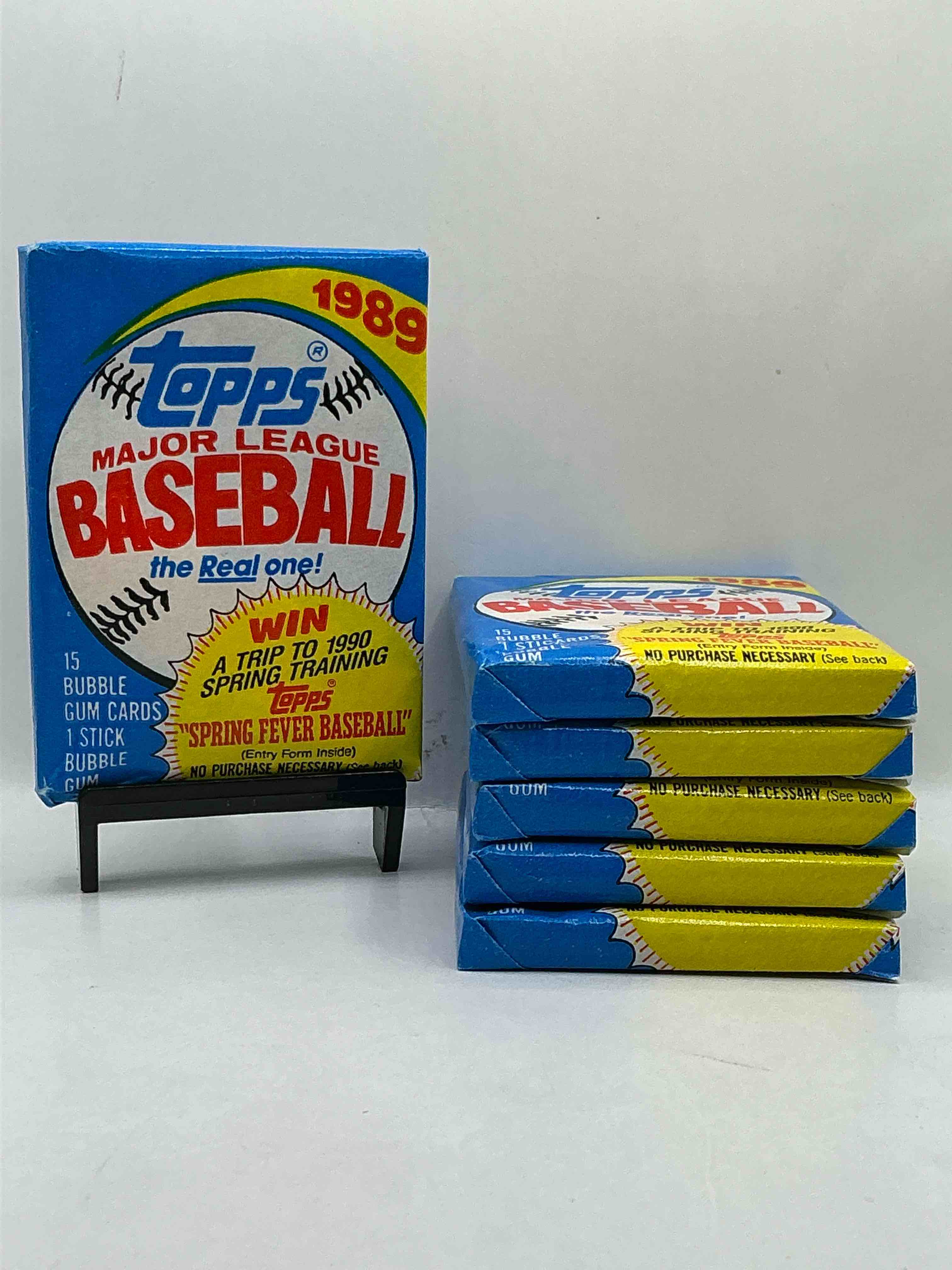 john smoltz & randy johnson rookies!? 1989 topps baseball unopened sports card wax packs! direct from original retail case! search for valuable ken griffey jr. & randy johnson rookie cards as well as valuable bo jackson