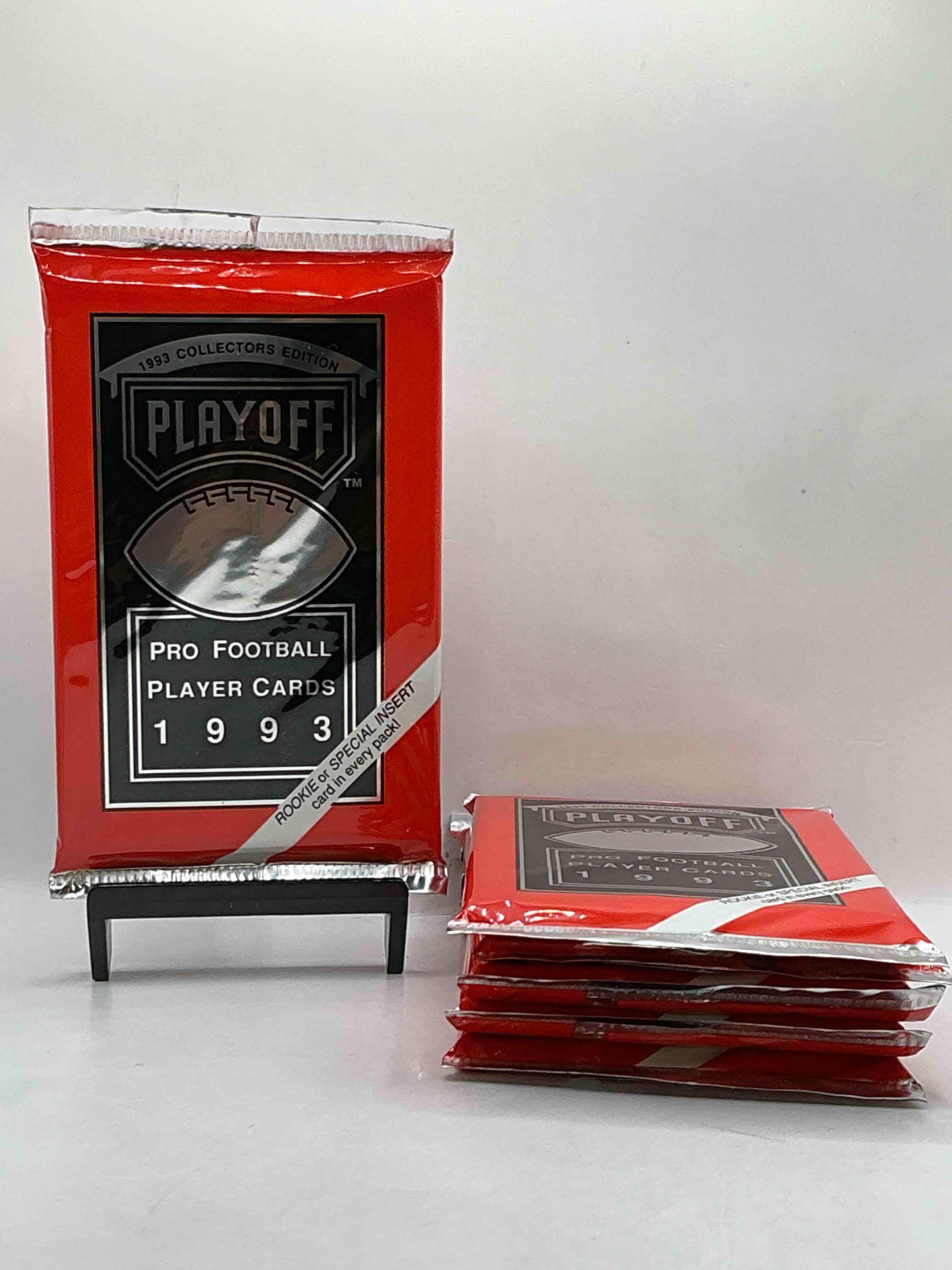 beautiful & super rare 1993 playoff football unopened packs, direct from chrome display box! these packs have at least one special insert or rookie in each pack! search for troy aikman, emmitt smith, barry sanders, jerry rice & more!
