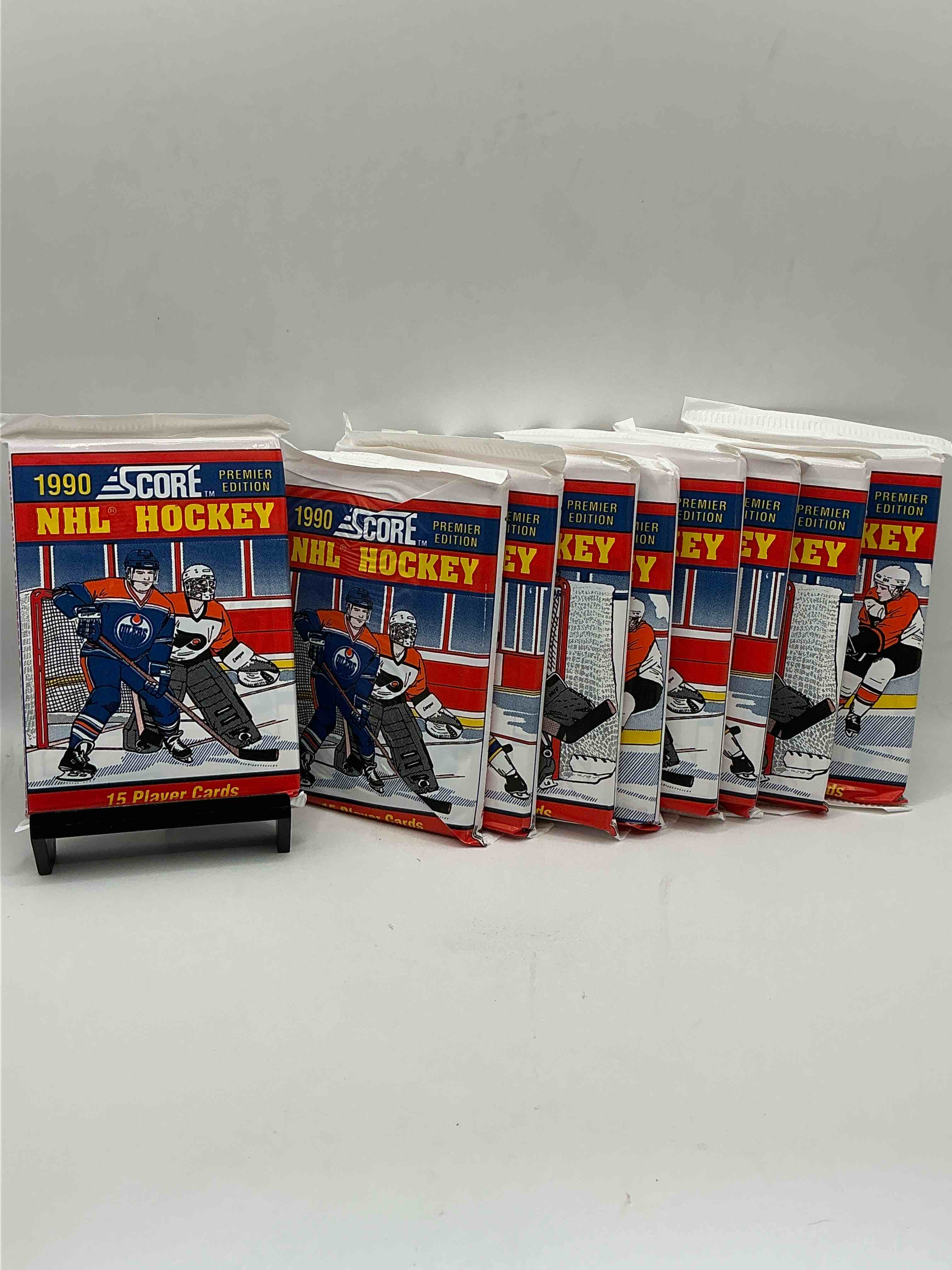 beautiful & rare! wayne gretzky!? 1990 score hockey unopened packs! look for key rookies & wayne gretzky cards in these amazing packs! straight from box & rare!