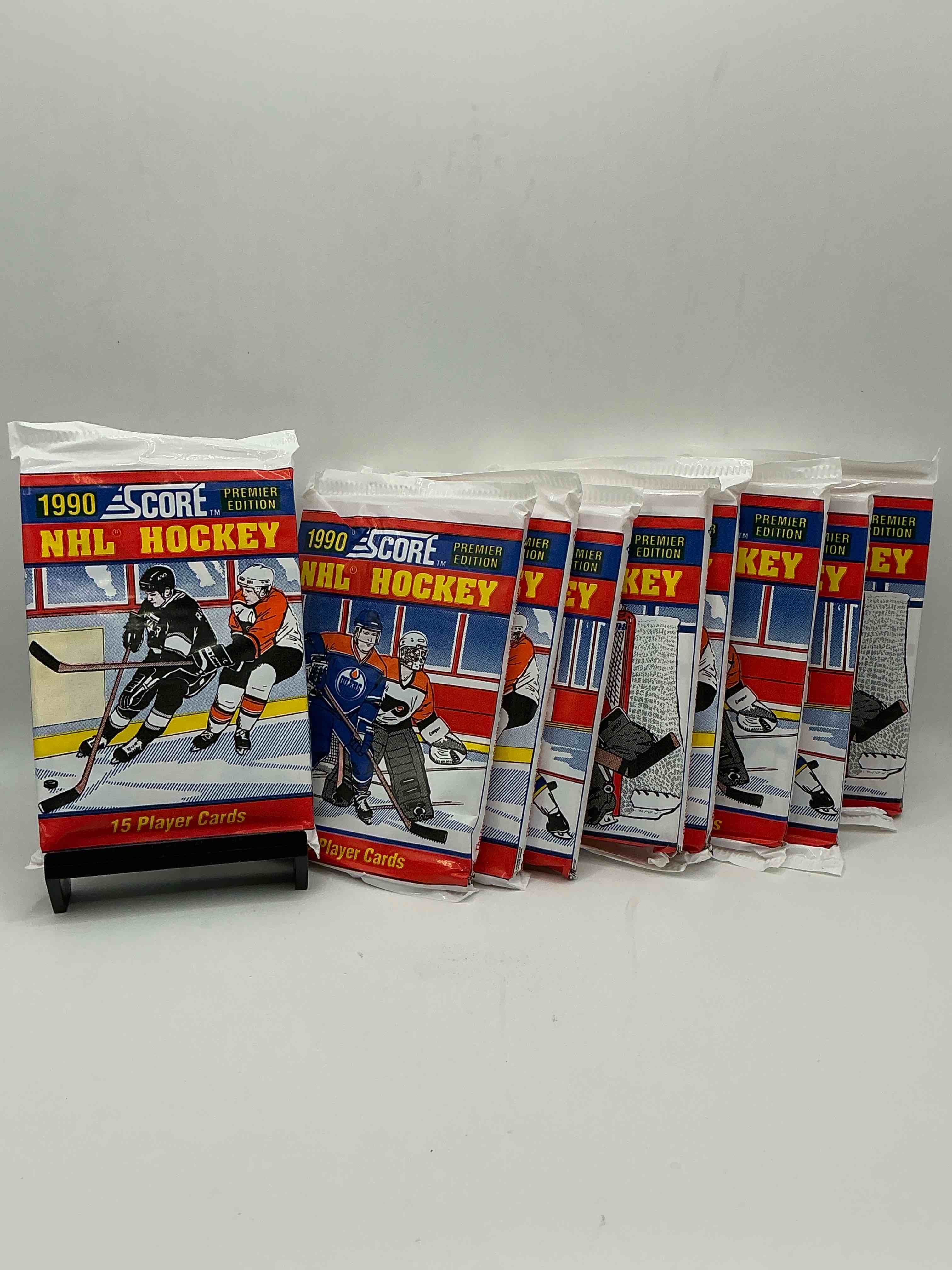beautiful & rare! wayne gretzky!? 1990 score hockey unopened packs! look for key rookies & wayne gretzky cards in these amazing packs! straight from box & rare!