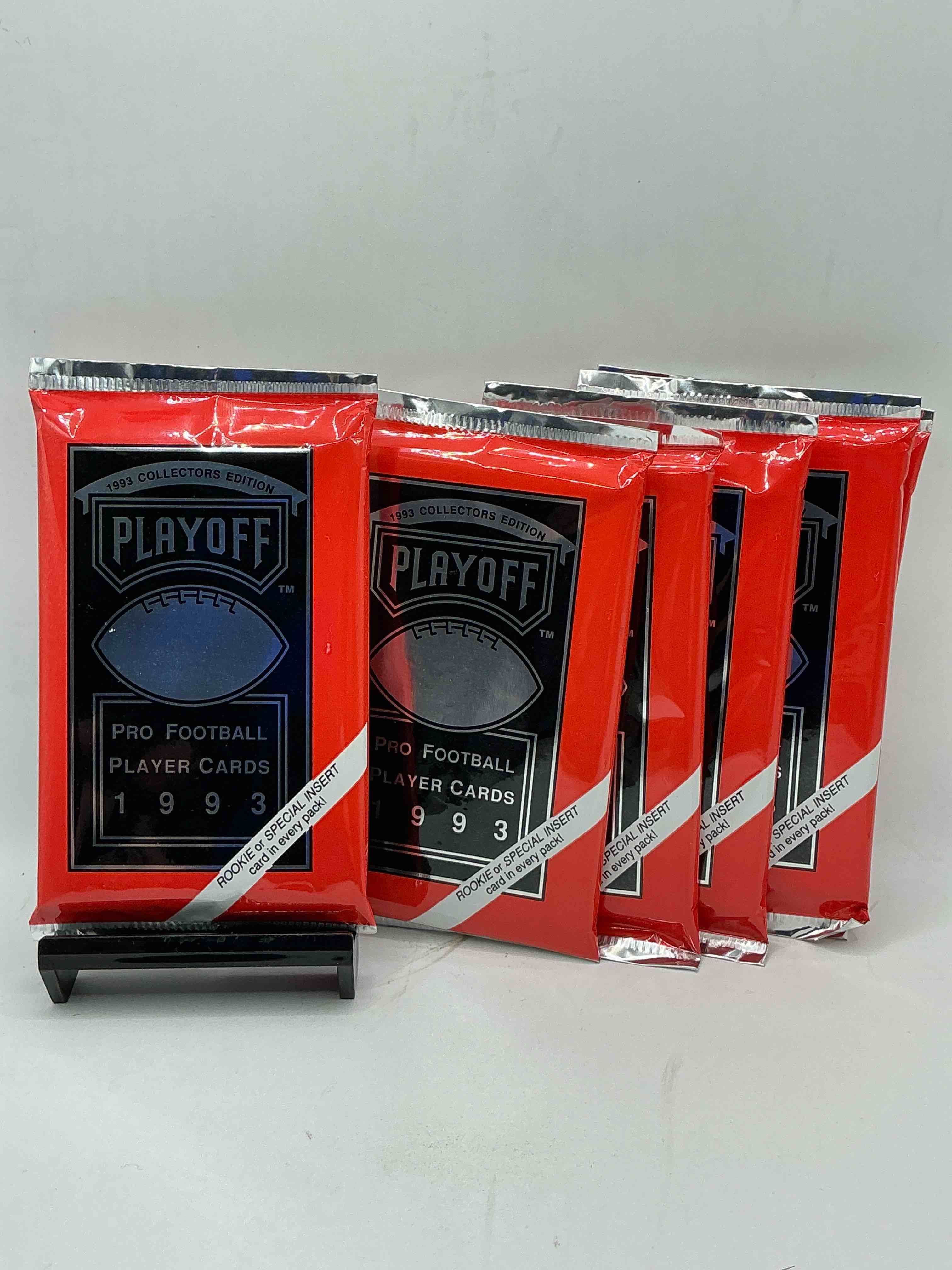 beautiful & super rare 1993 playoff football unopened packs, direct from chrome display box! these packs have at least one special insert or rookie in each pack! search for troy aikman, emmitt smith, barry sanders, jerry rice & more!