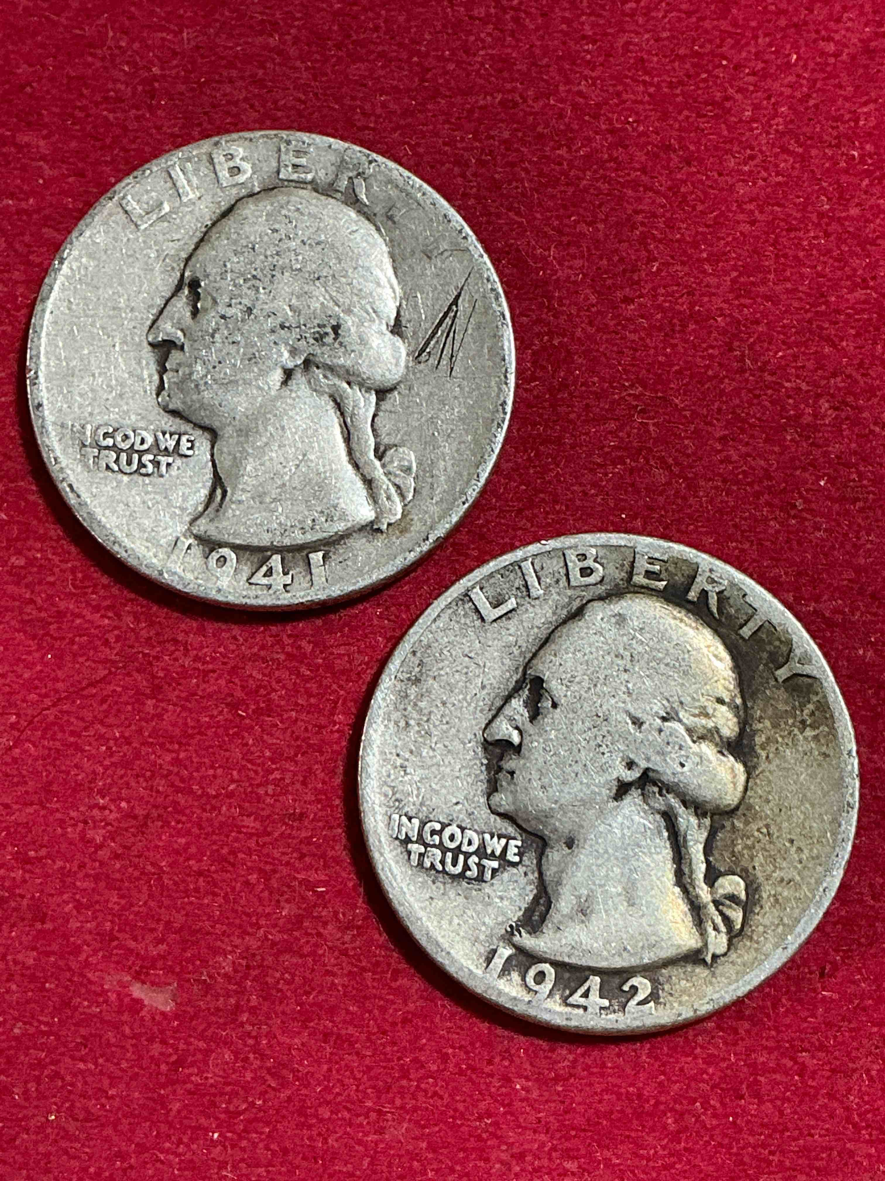 george washington brilliant circulated world war ii silver! pre 1965 u.s. quarter dollar coins were actually silver, here are great examples of awesome, pristine george washington silver quarter, stunning & circulated! rare mints! great for investing in precious metals! these coins were minted at 90% silver and 10% copper, giving them a net weight of .18084 ounces of pure silver per coin! very hard to find, stunning! invest in fine u.s. silver!