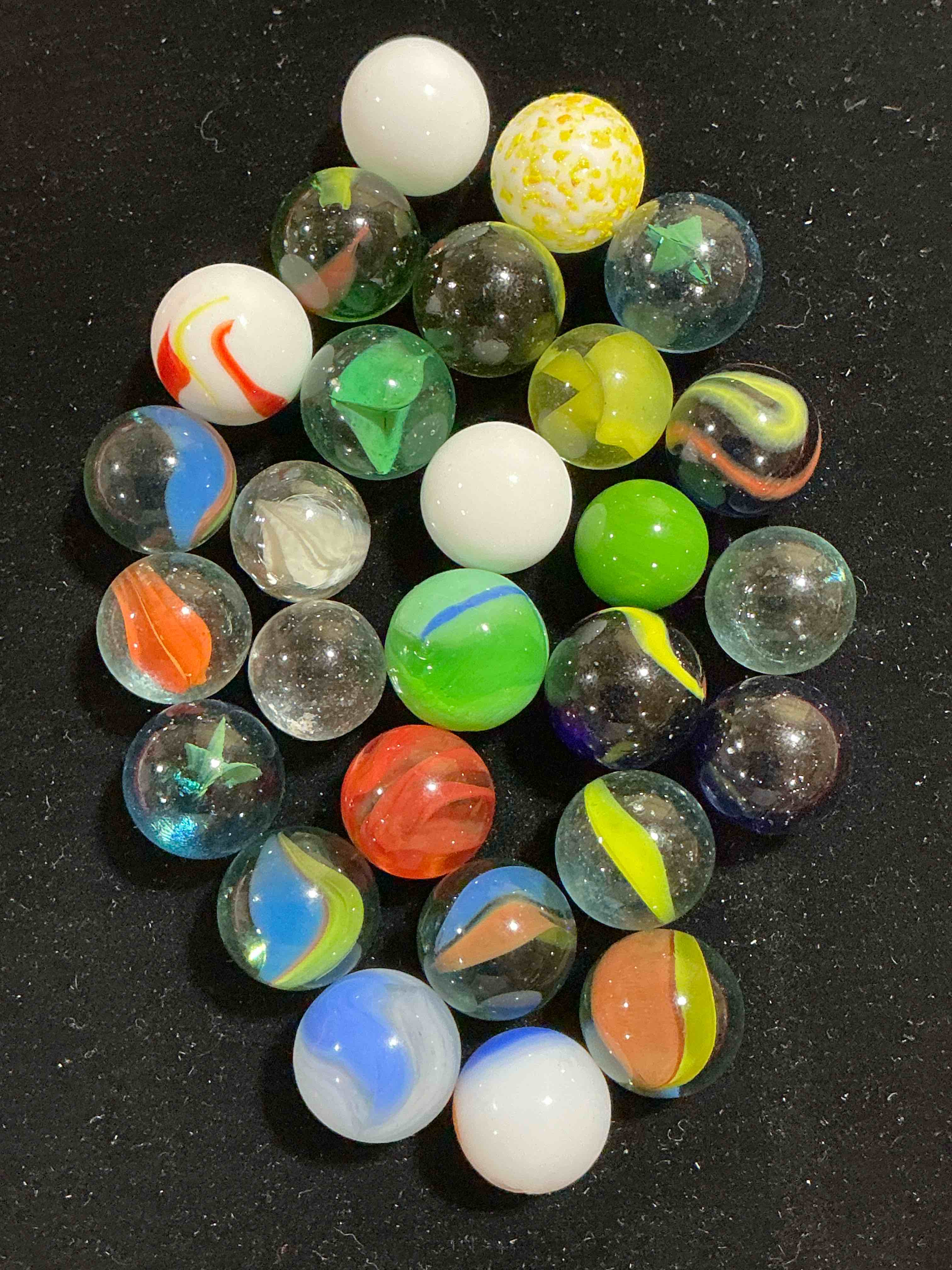 Condition photo showing Good Condition for antique glass marbles! genuine stunning marbles lot, some marbles made between the years 1925-1965 & some may be made with uranium! some may are great depression era & even earlier! gorgeous, authentic pieces of history!