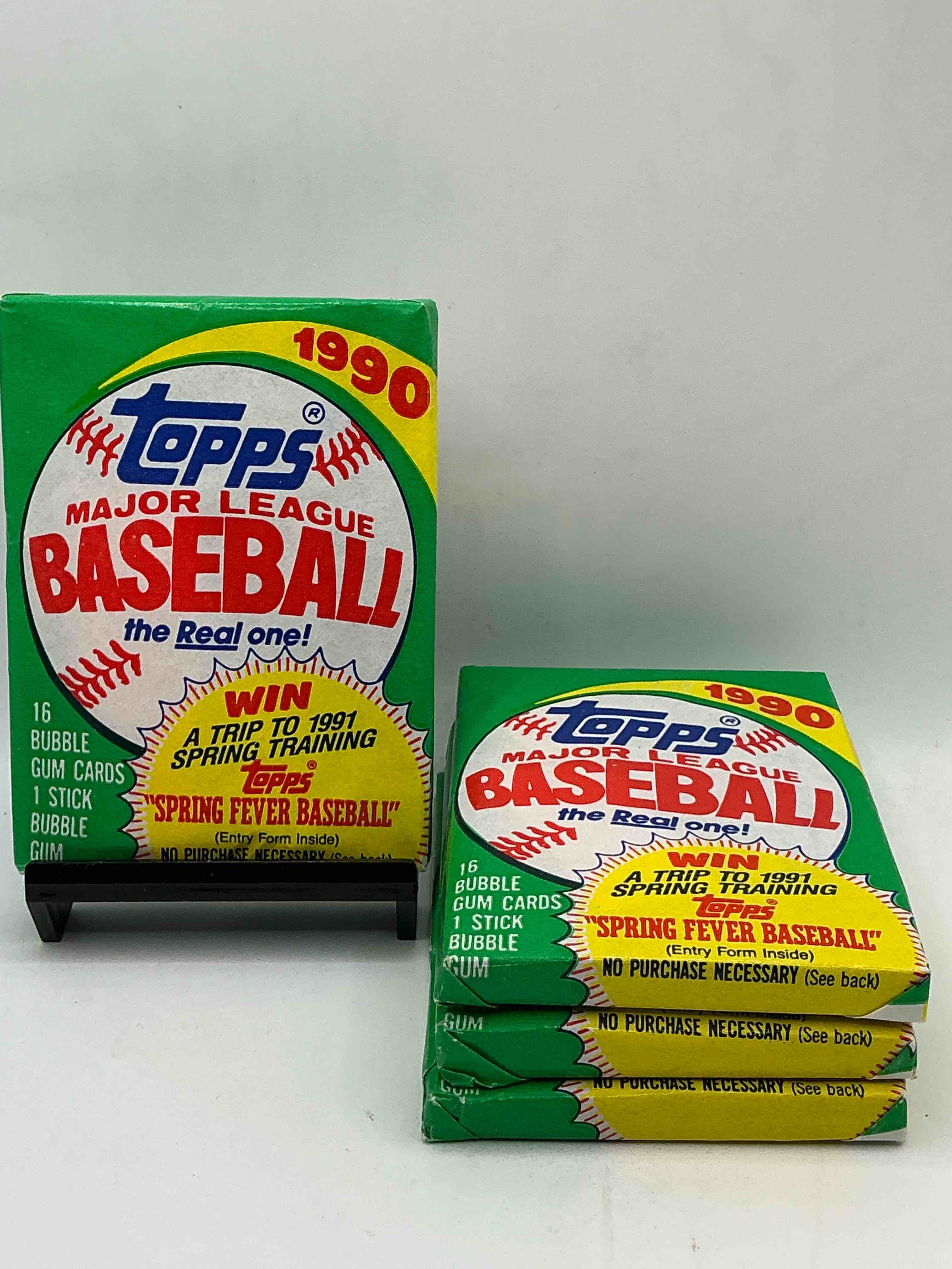 possible ken griffey jr rookie card! 1990 topps baseball unopened sports card wax pack, direct from original retail case! search for card collectibles like "the big hurt" frank thomas valuable rookie & error cards (error cards valued at $1,000 and up!), & early ken griffey jr. all star rookie card #336 (psa 10 value $350+) & so much more!