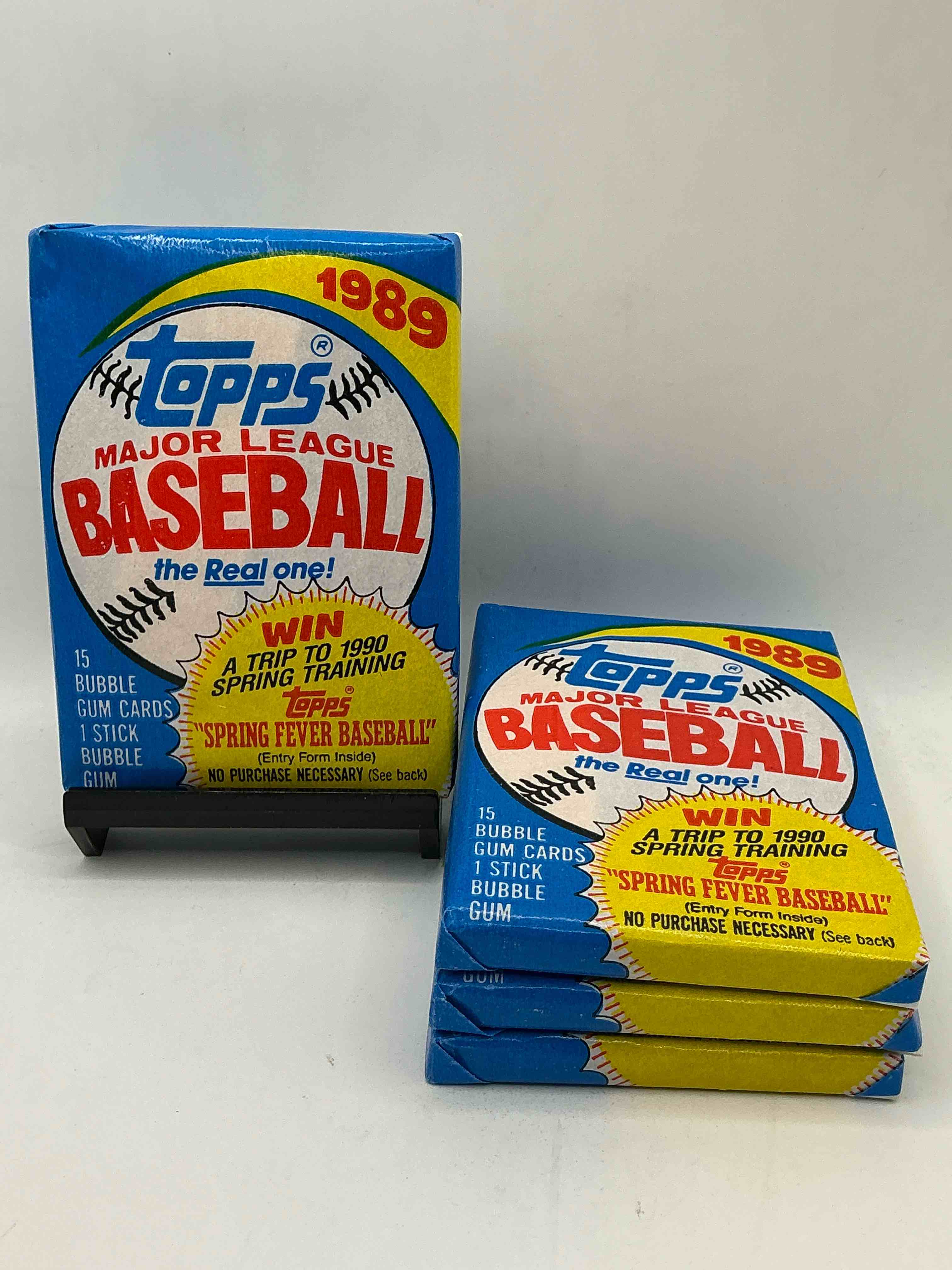 john smoltz & randy johnson rookies!? 1989 topps baseball unopened sports card wax packs! direct from original retail case! search for valuable ken griffey jr. & randy johnson rookie cards as well as valuable bo jackson