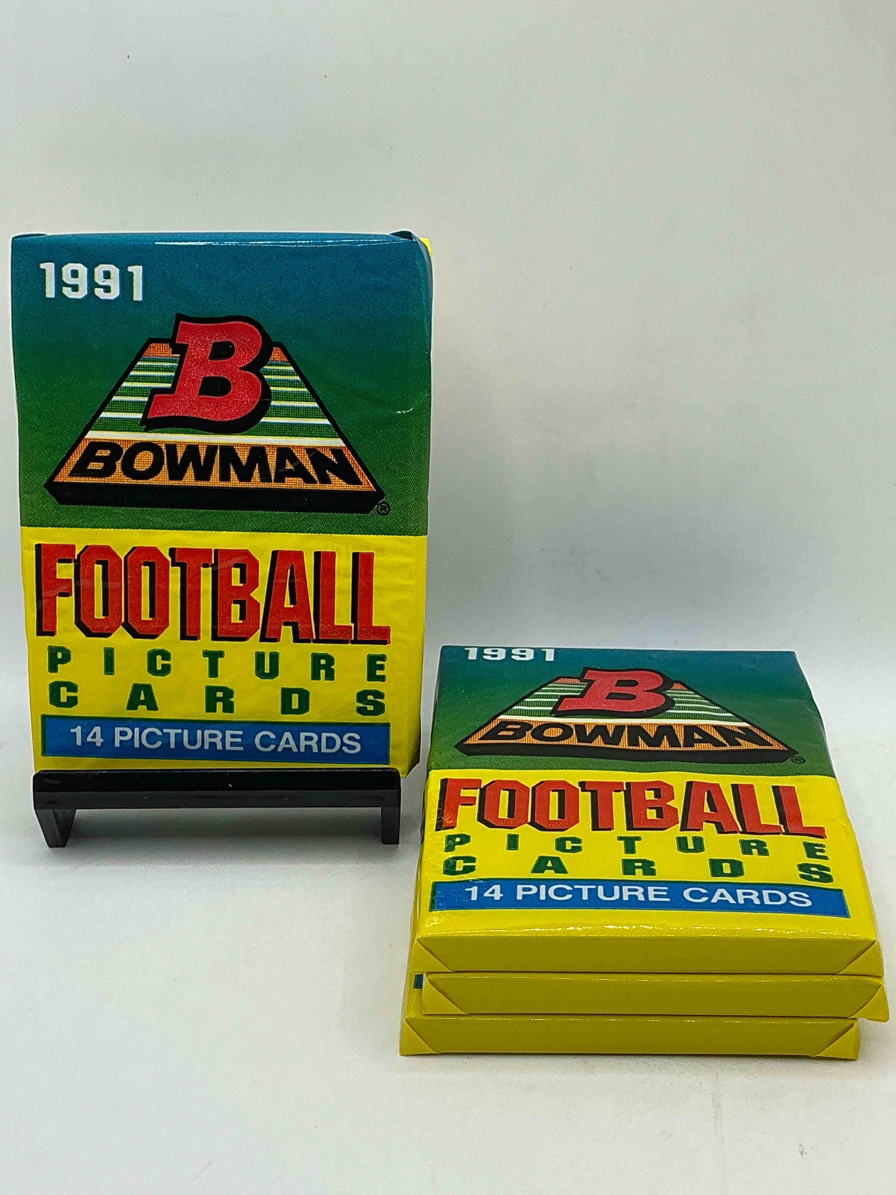 1991 bowman football unopened sports card packs direct from original box! search for valuable emmitt smith cards & other stars! super rare & could have some awesome cards inside! 