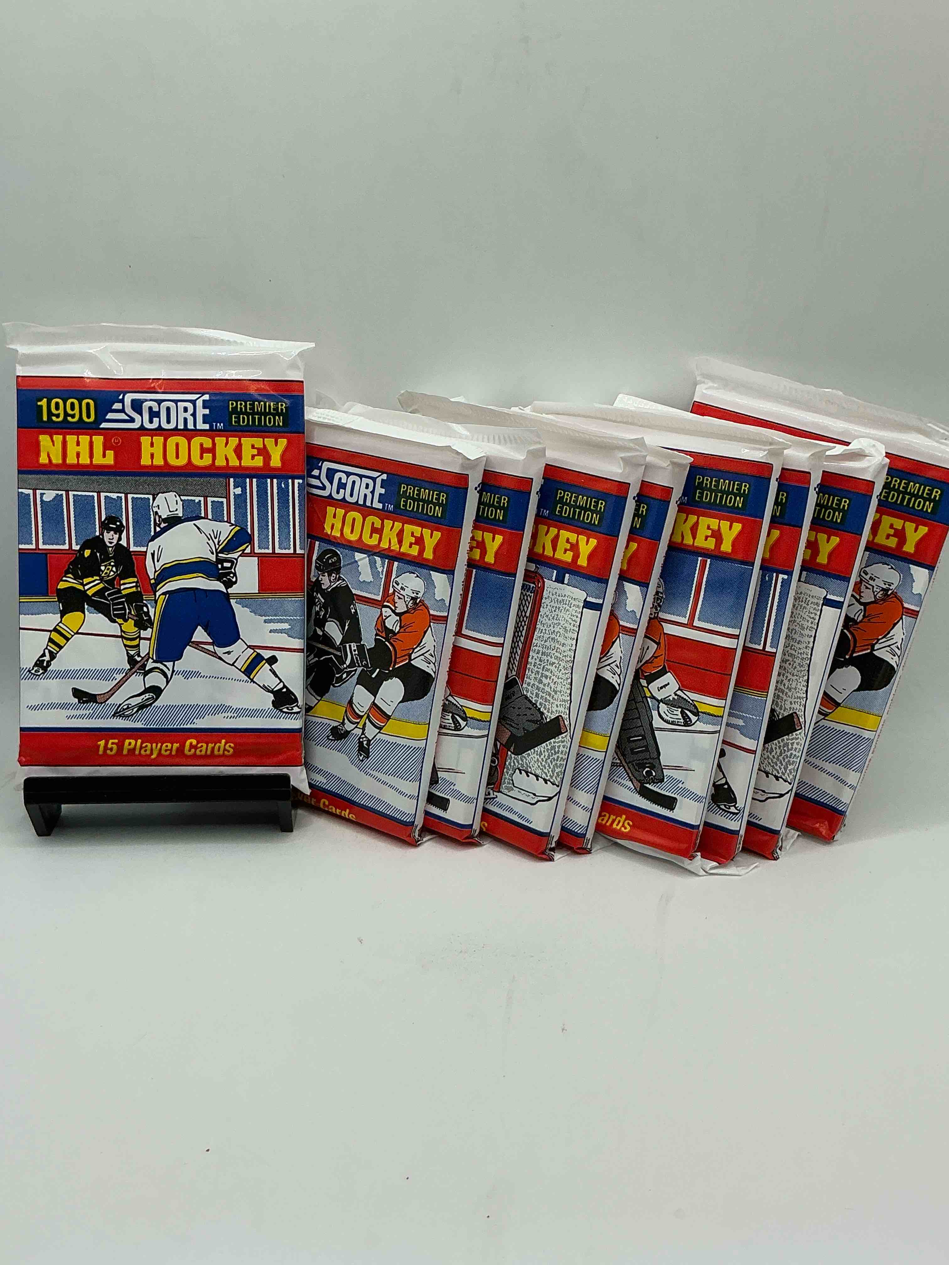 beautiful & rare! wayne gretzky!? 1990 score hockey unopened packs! look for key rookies & wayne gretzky cards in these amazing packs! straight from box & rare!