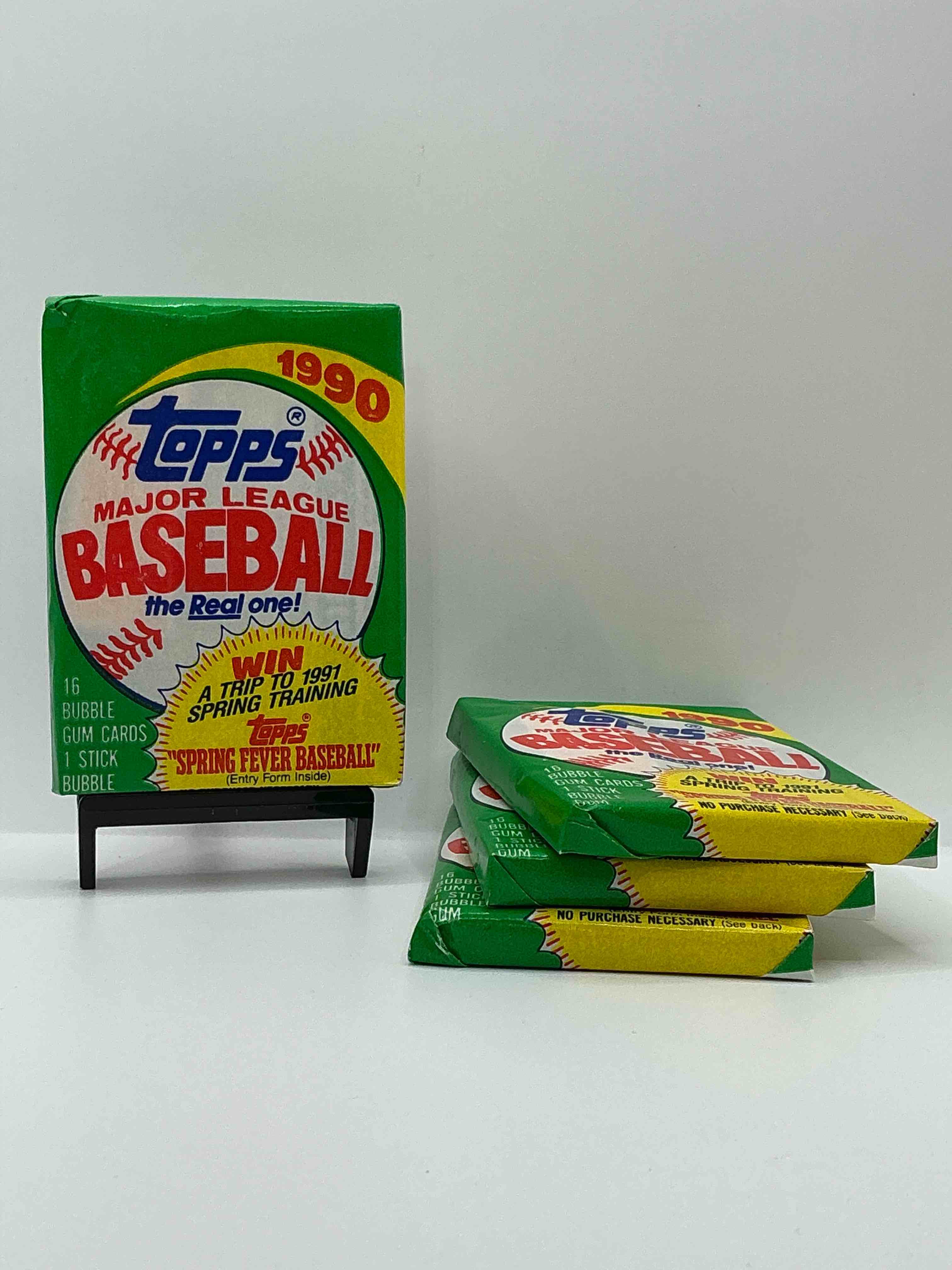 possible ken griffey jr rookie card! 1990 topps baseball unopened sports card wax pack, direct from original retail case! search for card collectibles like "the big hurt" frank thomas valuable rookie & error cards (error cards valued at $1,000 and up!), & early ken griffey jr. all star rookie card #336 (psa 10 value $350+) & so much more!