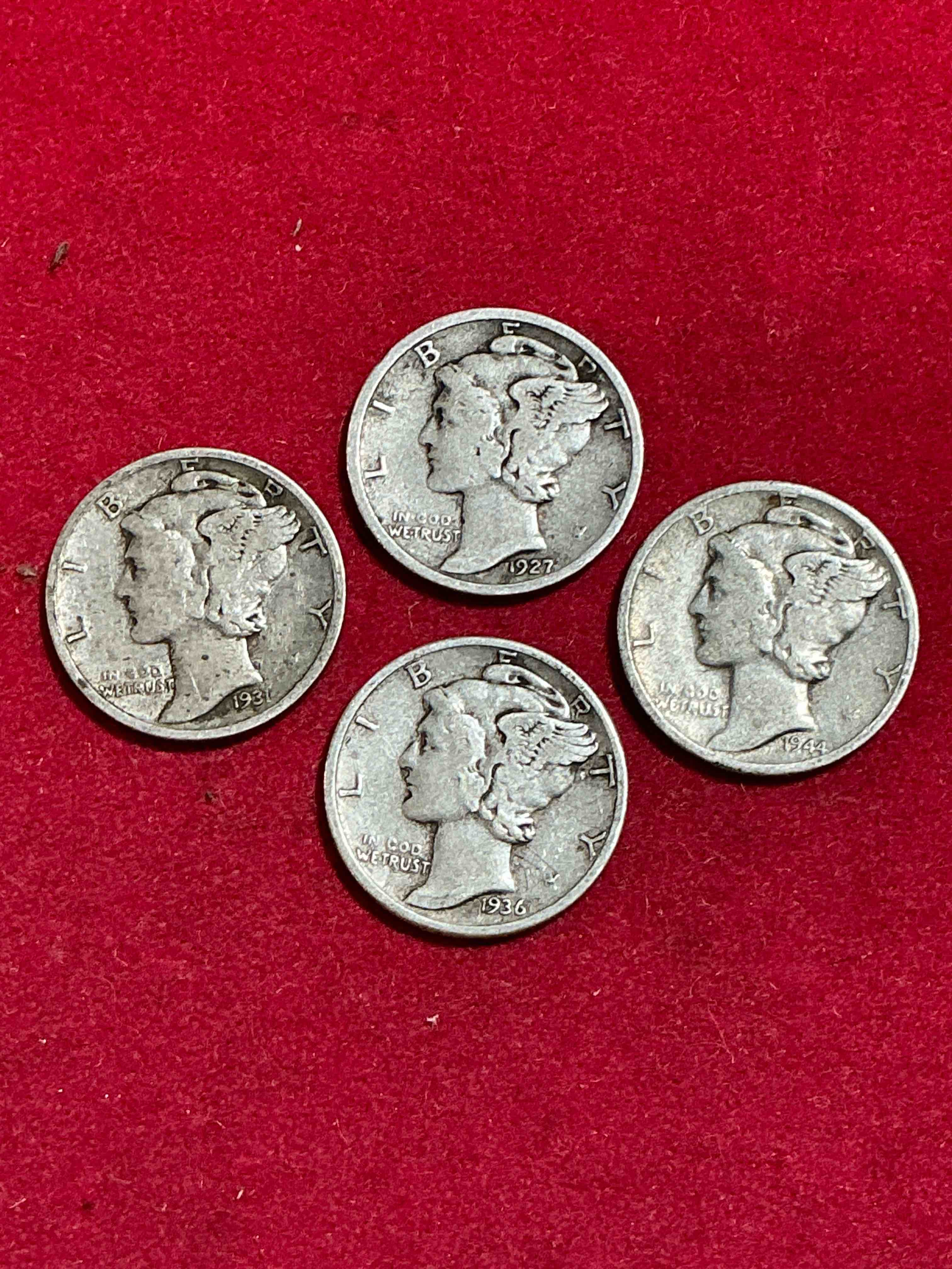 antique u.s. pure fine silver mercury dimes! silver mercury dimes were minted from 1916-1945 & have become serious collector items! check out these awesome examples, all in nice, circulated condition with visible dates & varying years! rare to have visible dates! makes for a great investment in precious metals, mercury dimes are 90% pure fine silver! they don't make em' like this anymore!