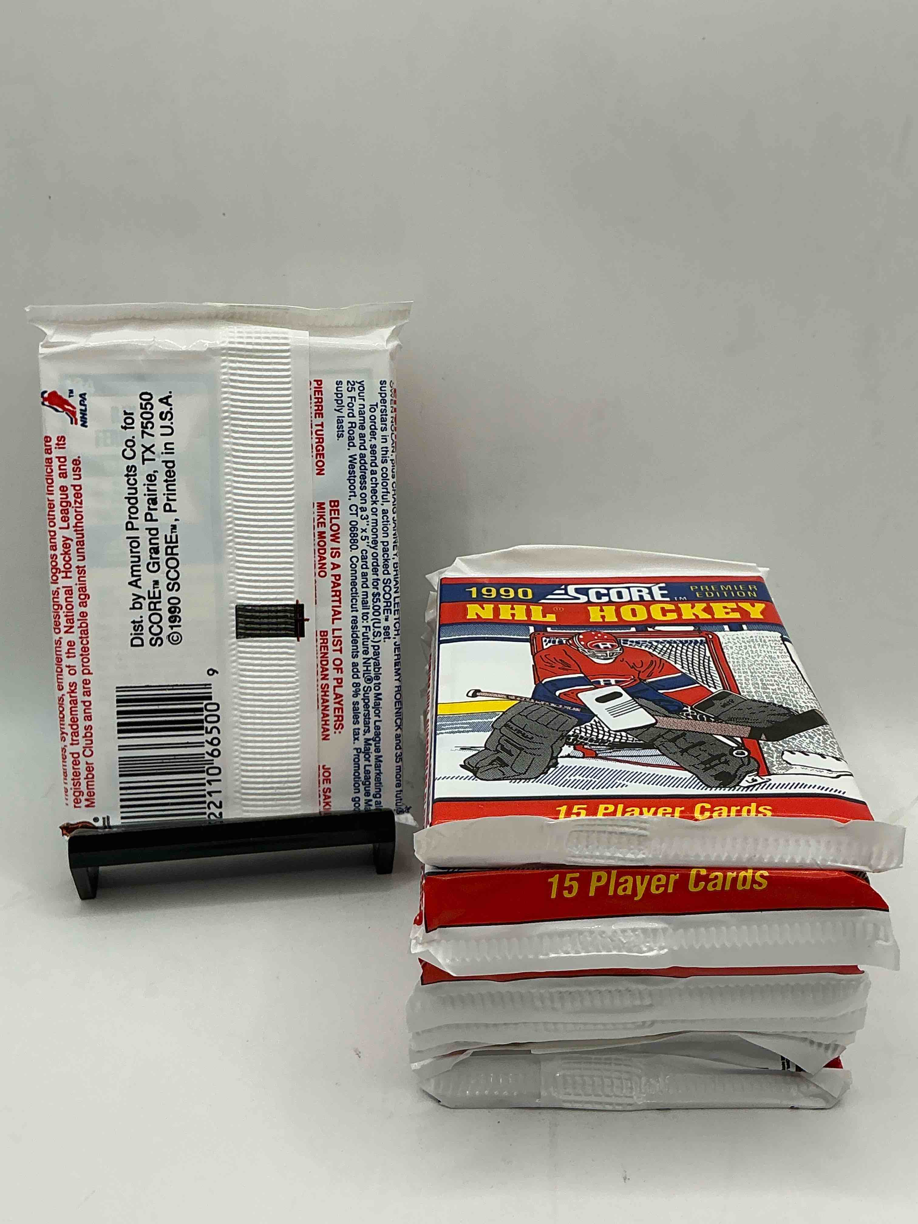 Condition photo showing New/Like New for beautiful & rare! wayne gretzky!? 1990 score hockey unopened packs! look for key rookies & wayne gretzky cards in these amazing packs! straight from box & rare!
