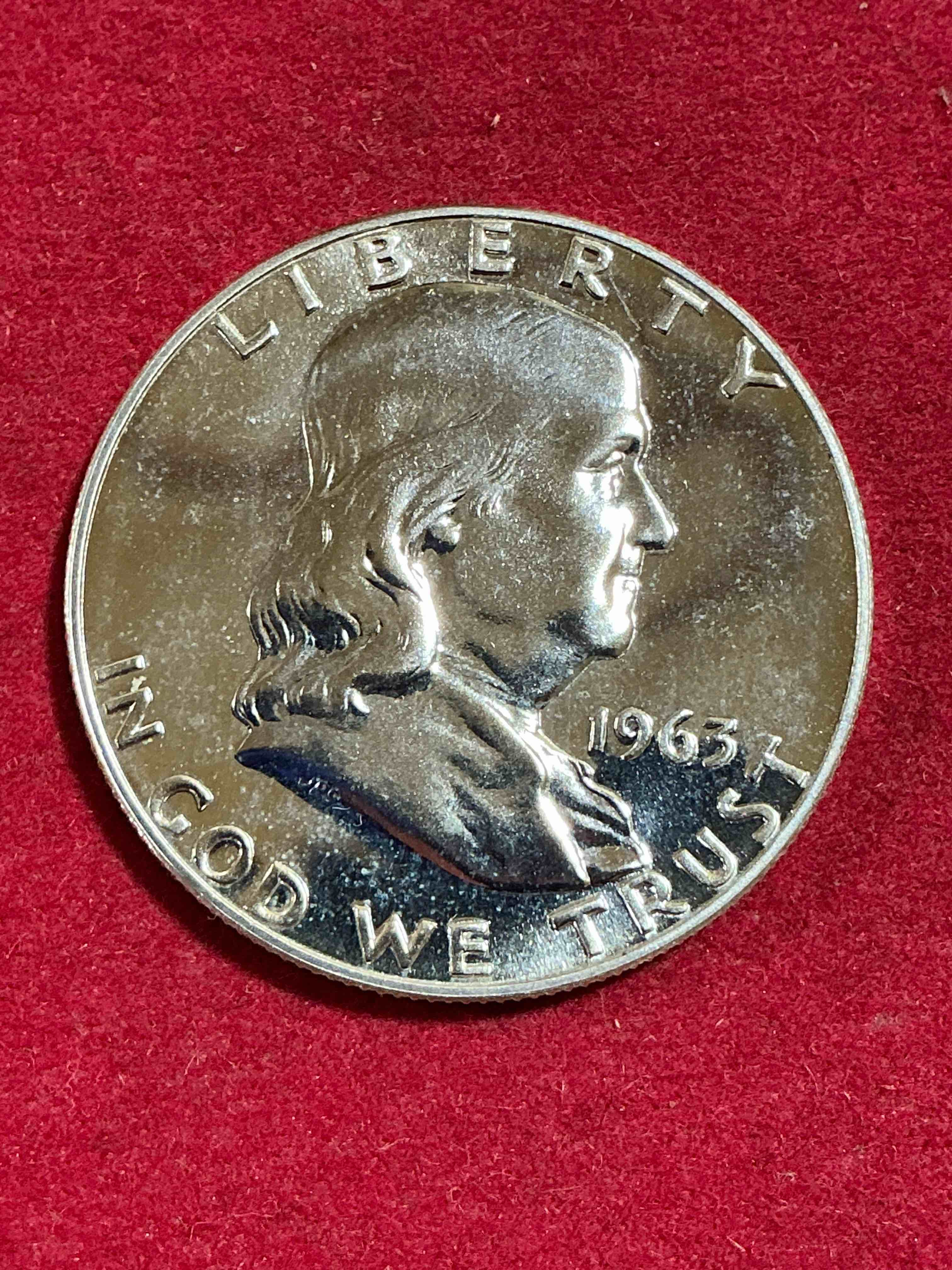 ben franklin silver! pre 1965 silver u.s. half dollar coin! before 1965 american half dollars were actually silver, here is a rare 1963 version, uncirculated! great for investing in precious metals! these heavy half dollars were minted at 90% silver and 10% copper, giving them a net weight of .36169 ounces of pure silver per coin! very rare in this great condition!