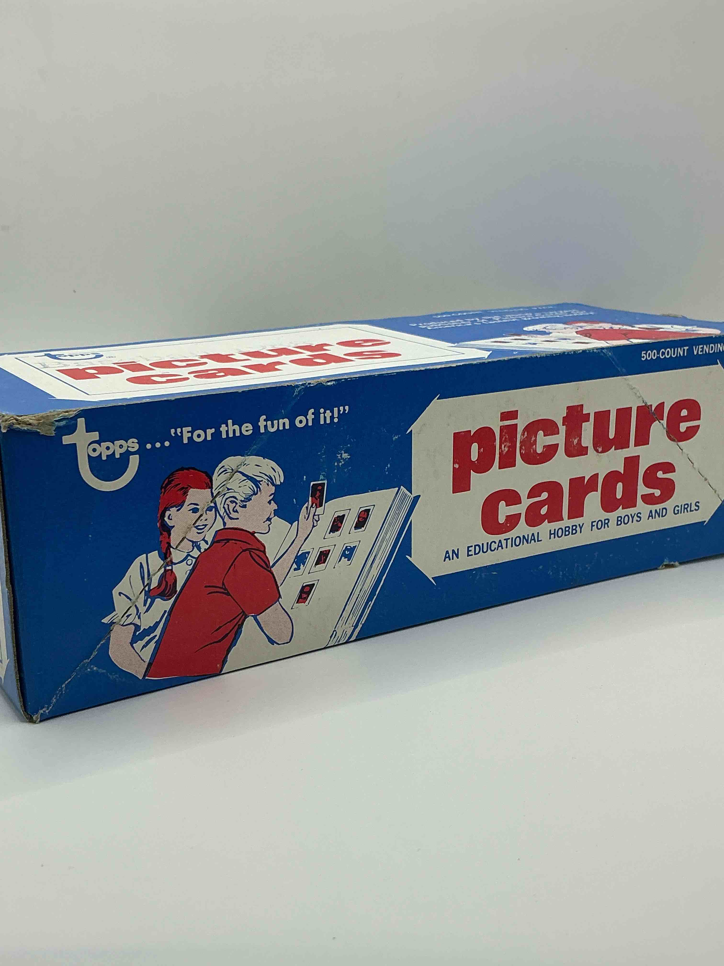 1988 loaded 500 card wow! tops 1988 baseball 500 card vend box, direct from original sealed shipping case. back in the day these vend boxes were used by distributors to fill sports card vending machines, each individual box contains 500 pristine, never touched randomly packed cards. 1988 topps baseball has tons of 80's stars and tom glavine rookie! you may never see these from a sealed case again! epic sports card memorabilia!