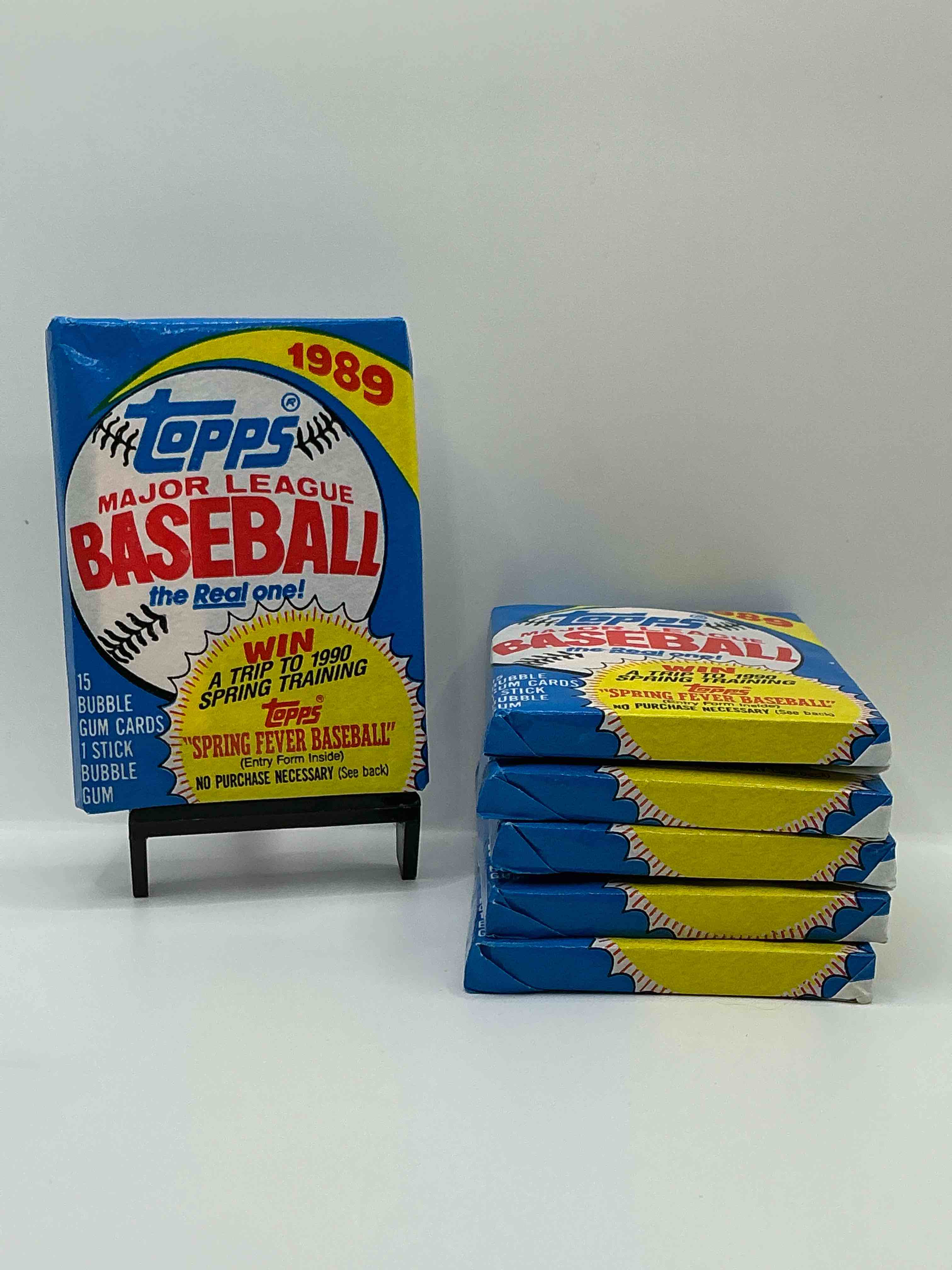 john smoltz & randy johnson rookies!? 1989 topps baseball unopened sports card wax packs! direct from original retail case! search for valuable ken griffey jr. & randy johnson rookie cards as well as valuable bo jackson