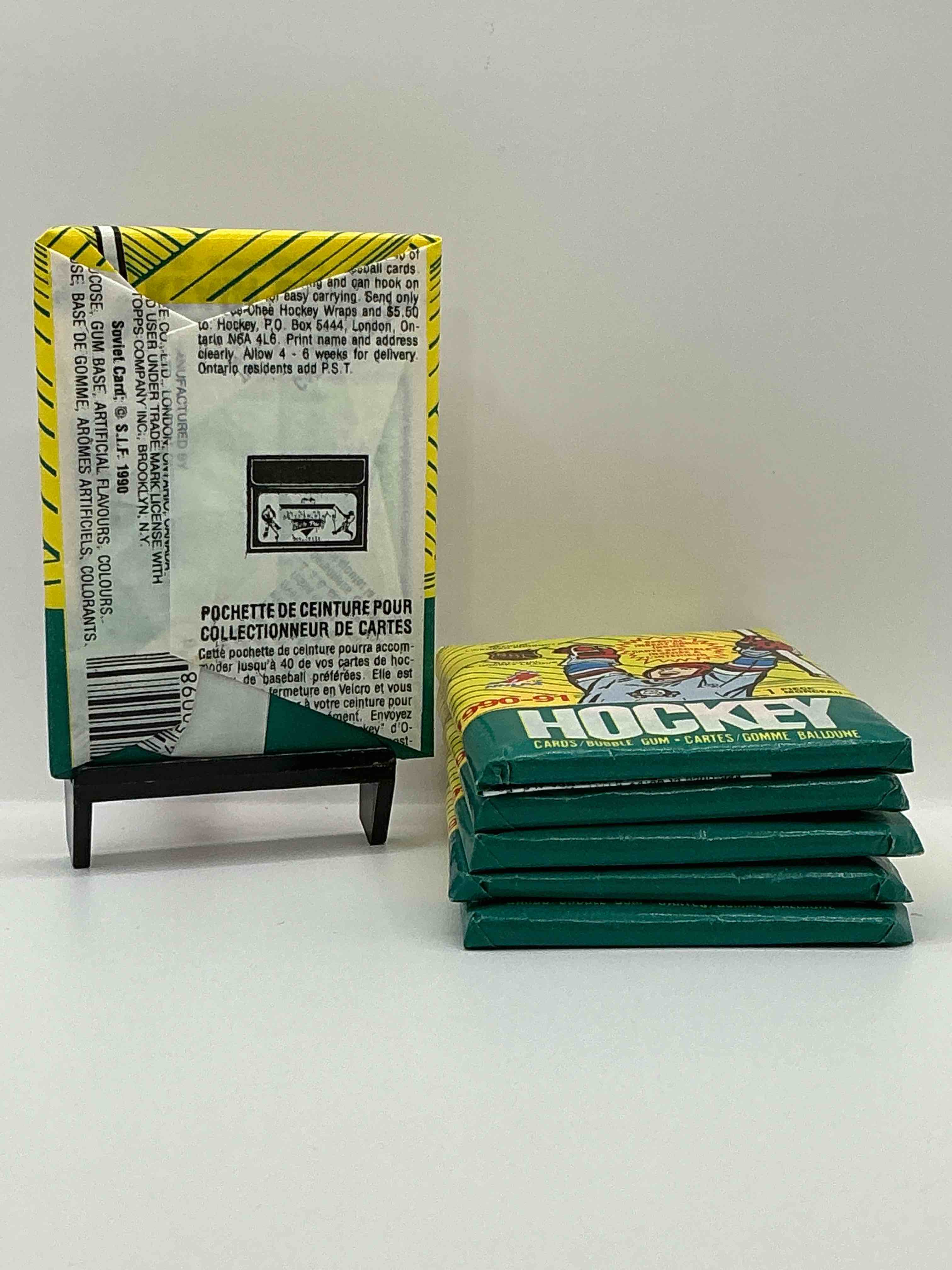 Condition photo showing New/Like New for rare! o-pee-chee hockey rare wax packs! look for legends, heroes, rookies & more! wow! hockey insanity, beautiful packs! gretzky & more!